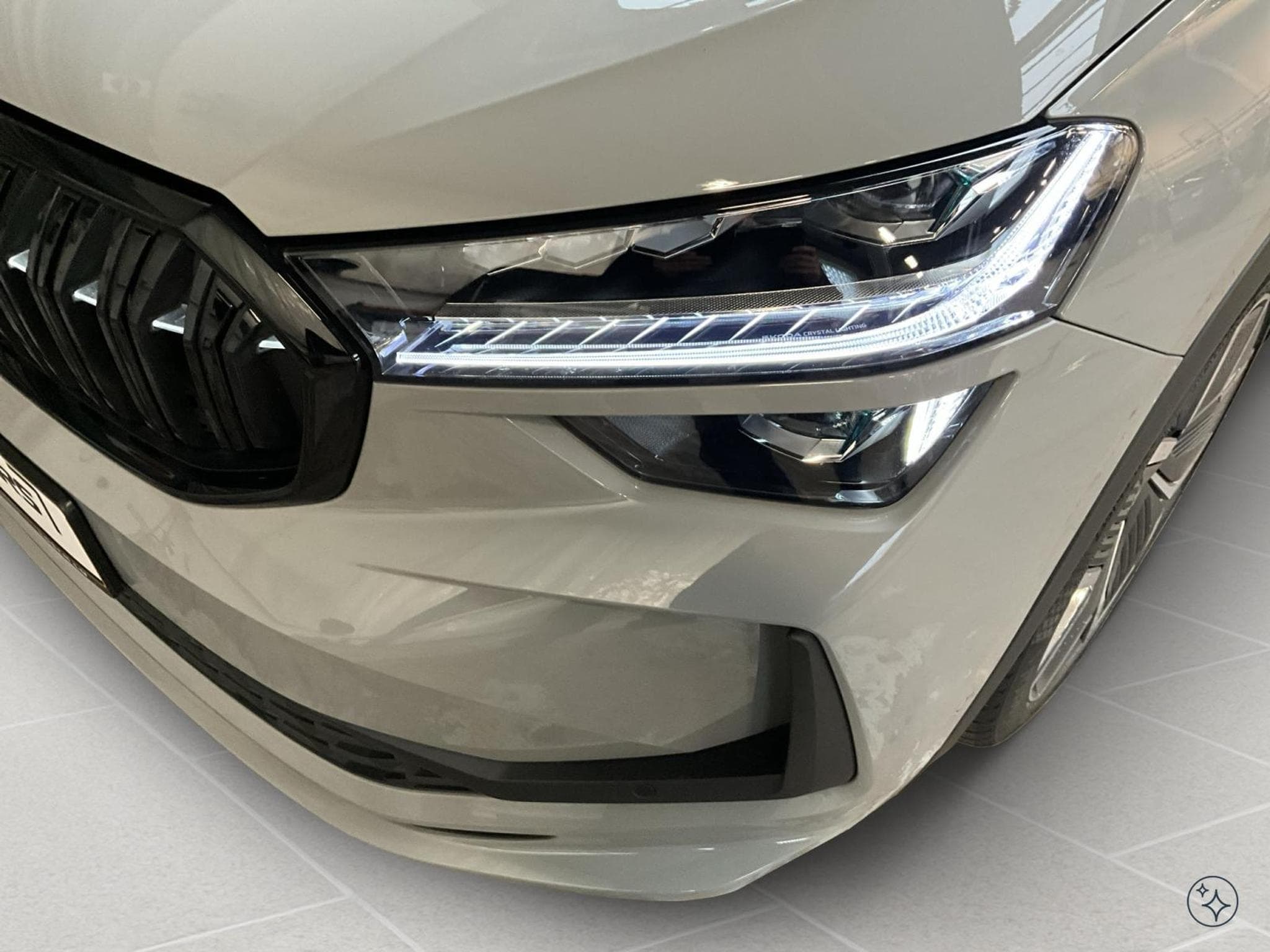 Skoda Kodiaq Sportline+DSG+4x4+7Sitze+Standh.+LM20+AHK+P.Convenience (2025) - Foto 18