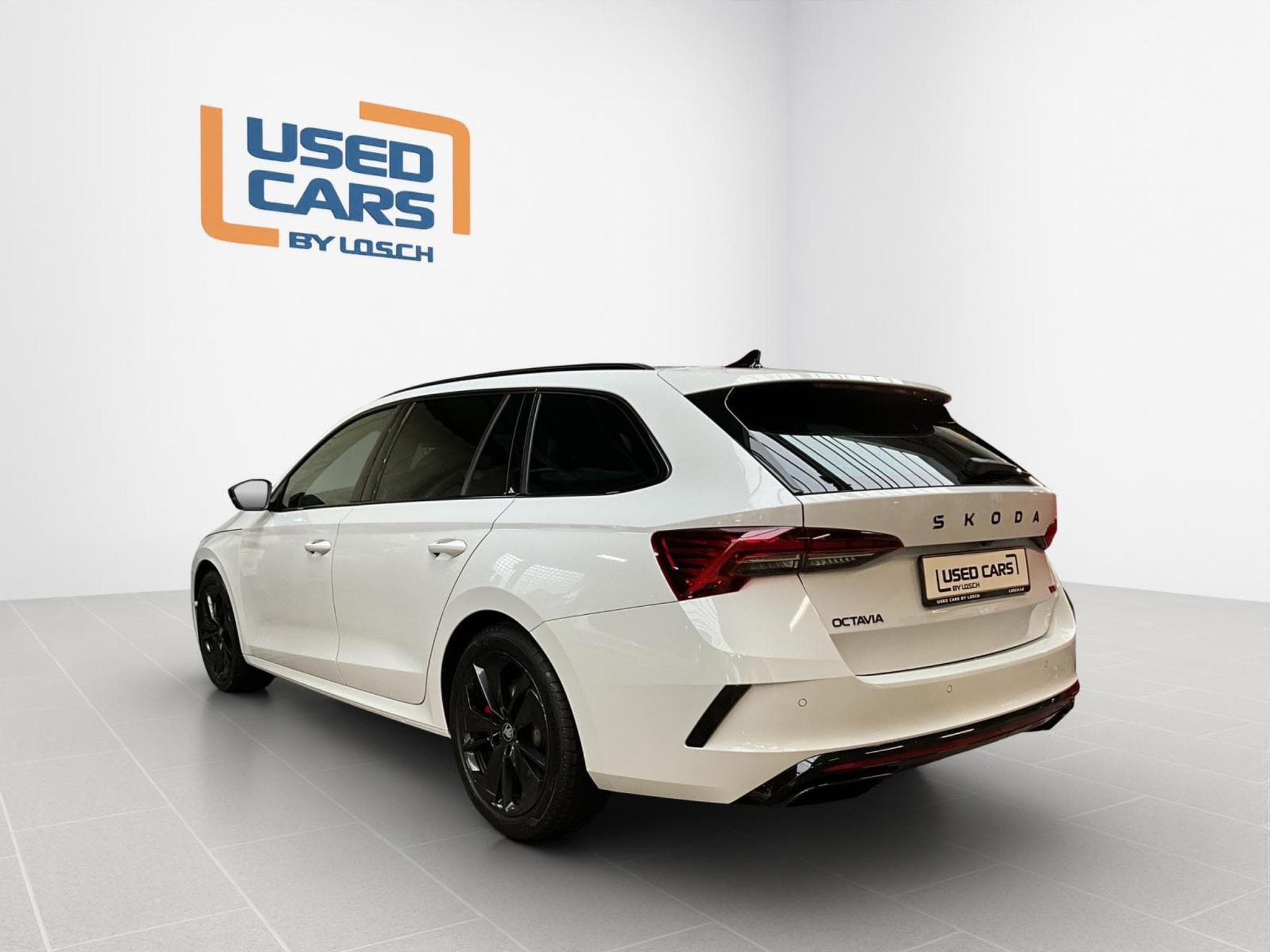 Skoda Octavia RS+DSG+AHK+Canton+LED+NAVI+DAB (2025) - Foto 6