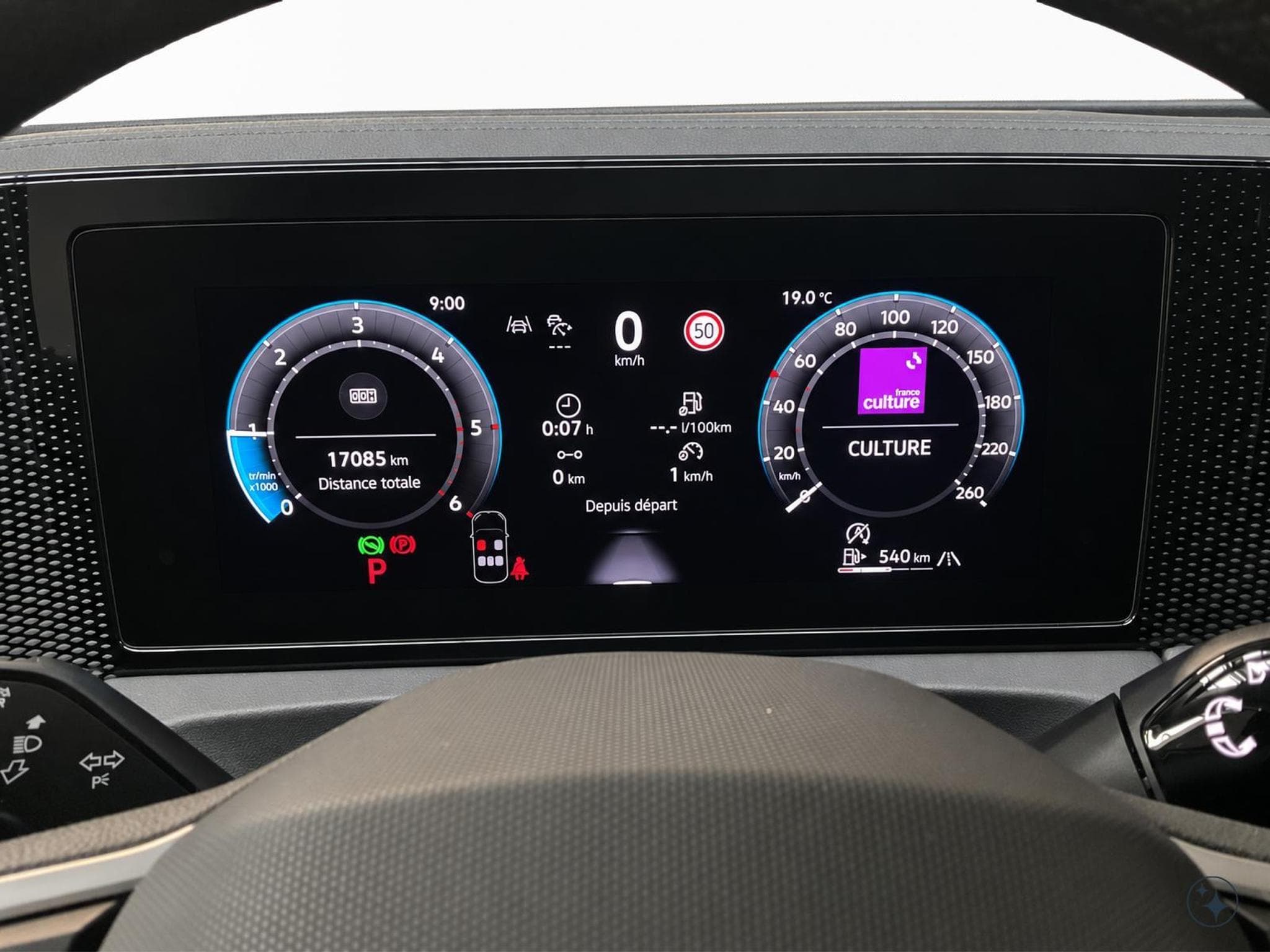 VW Tiguan Life+DSG+P.Info.+P.Ass.+Navi+AHK (2025) - Photo 13