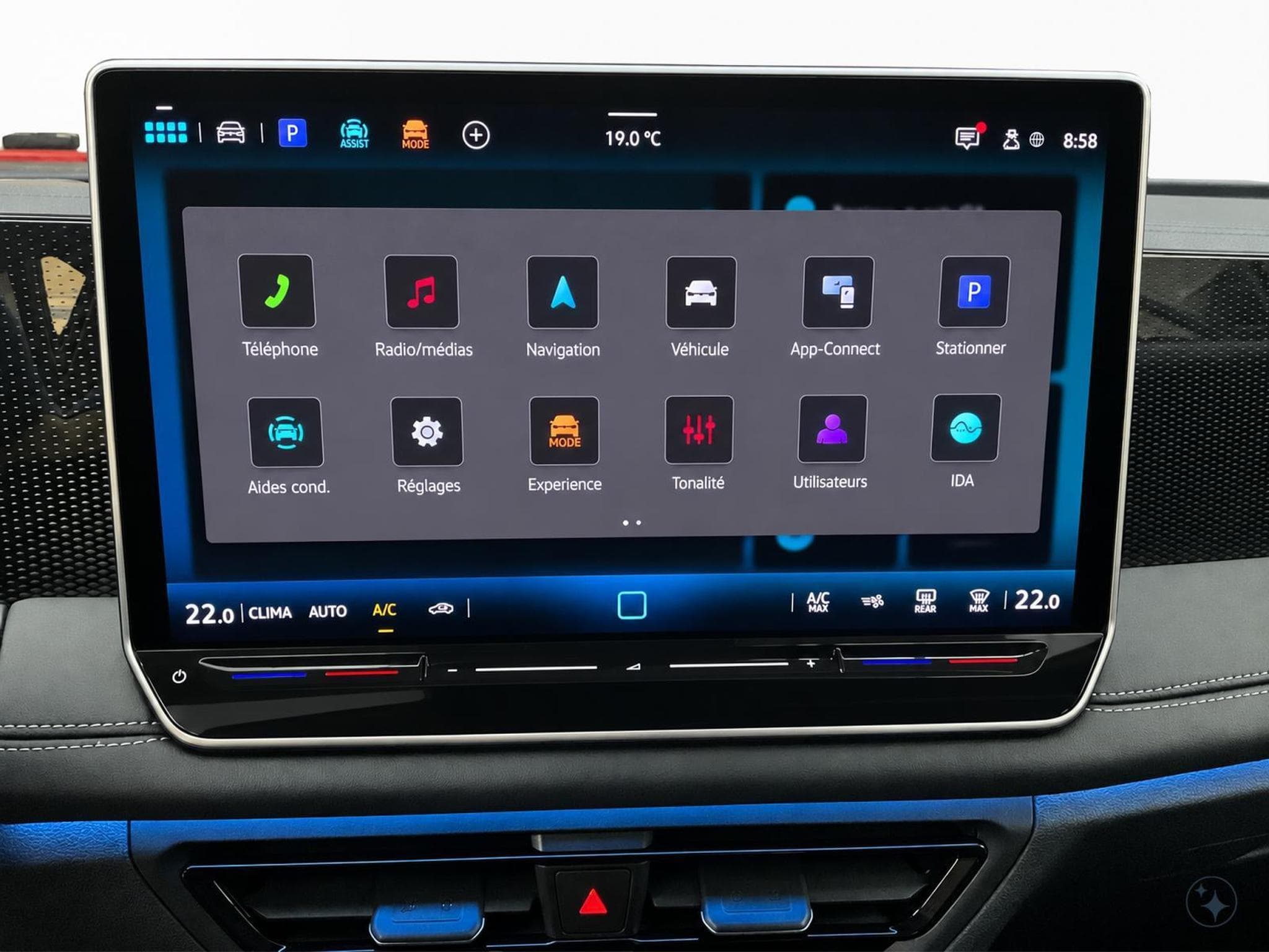 VW Tiguan Life+DSG+P.Info.+P.Ass.+Navi+AHK (2025) - Photo 15