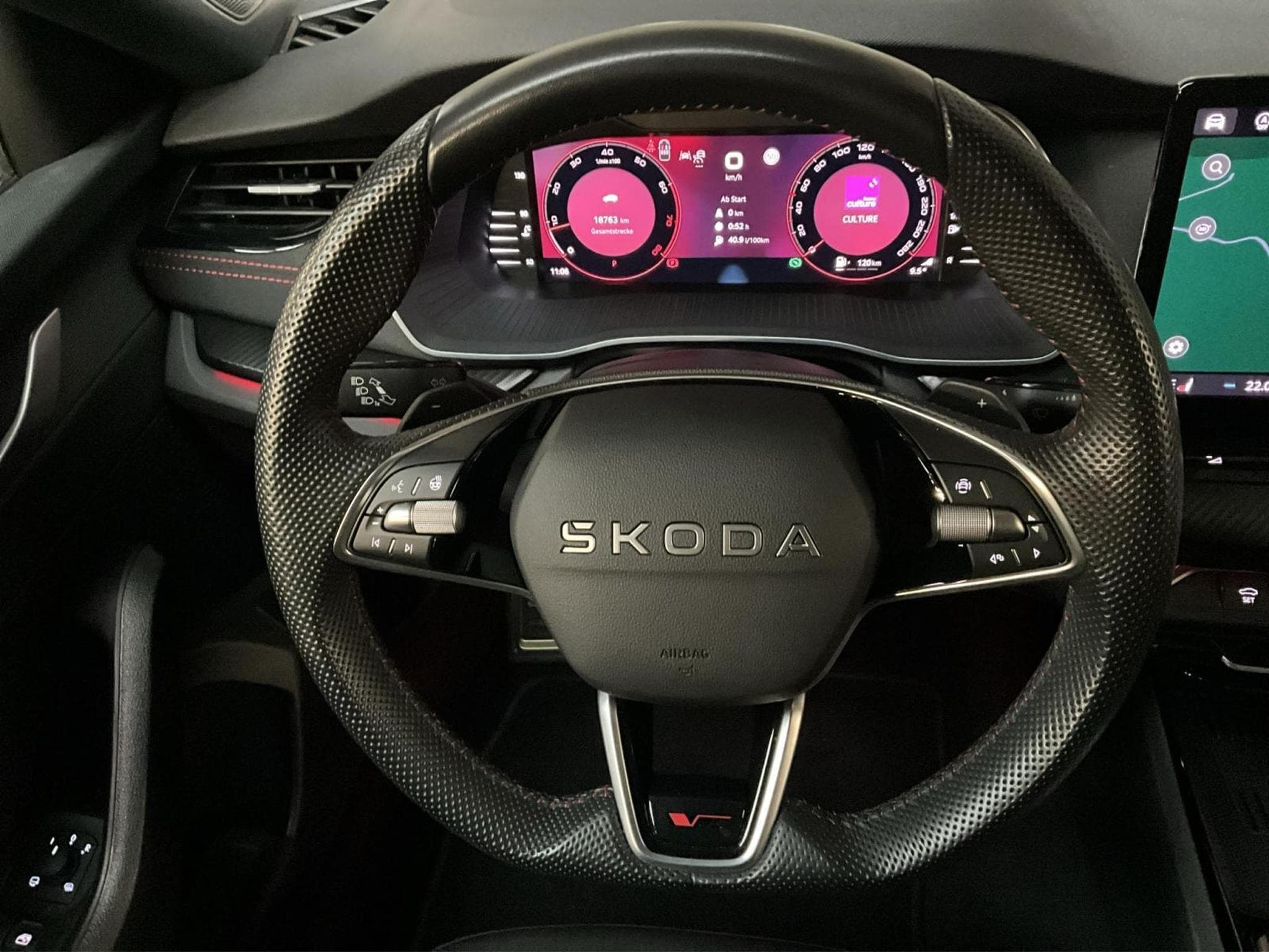 Skoda Octavia RS+DSG+AHK+Canton+LED+NAVI+DAB (2025) - Foto 12