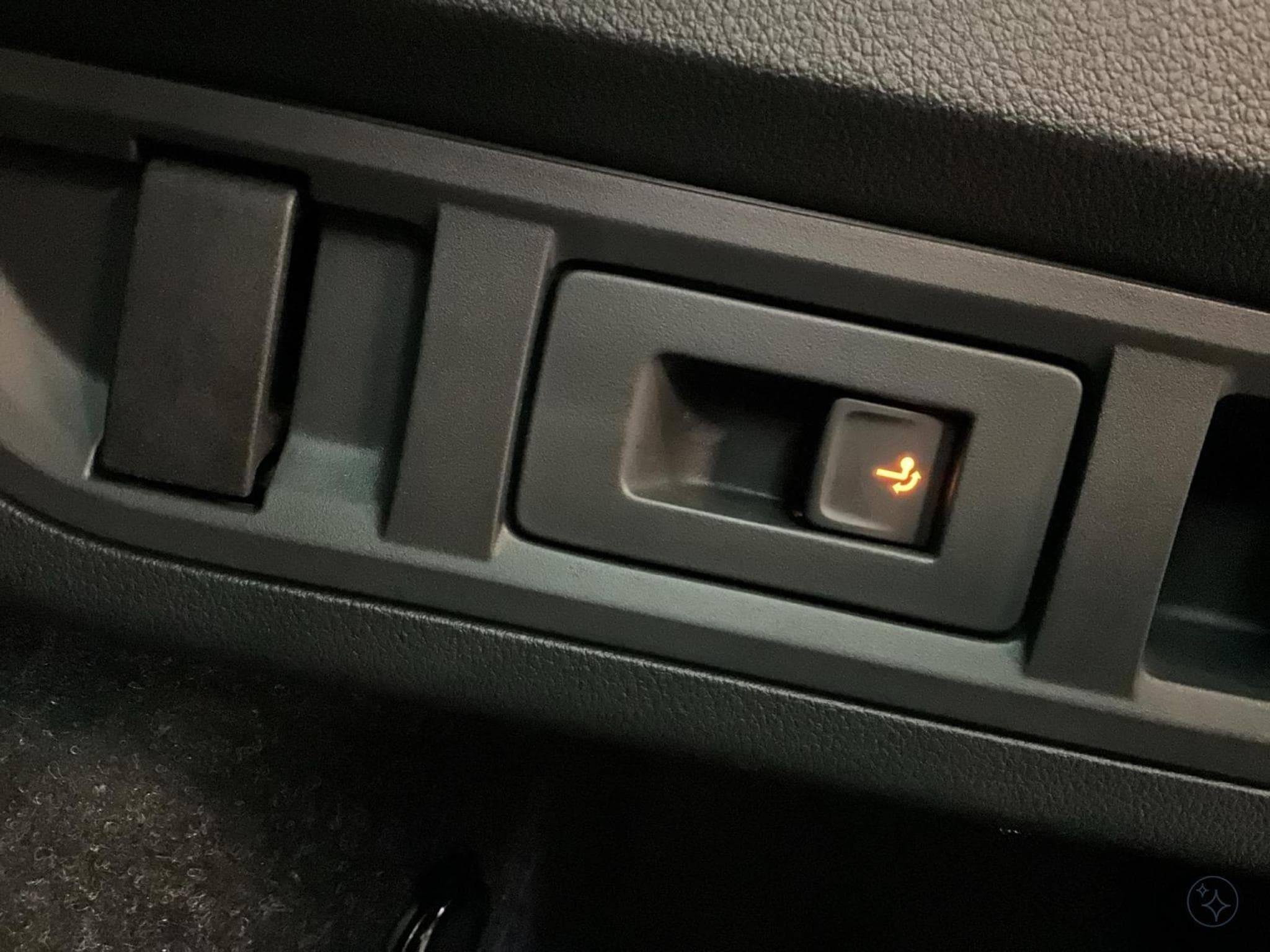 Skoda Octavia RS+DSG+AHK+Canton+LED+NAVI+DAB (2025) - Foto 22