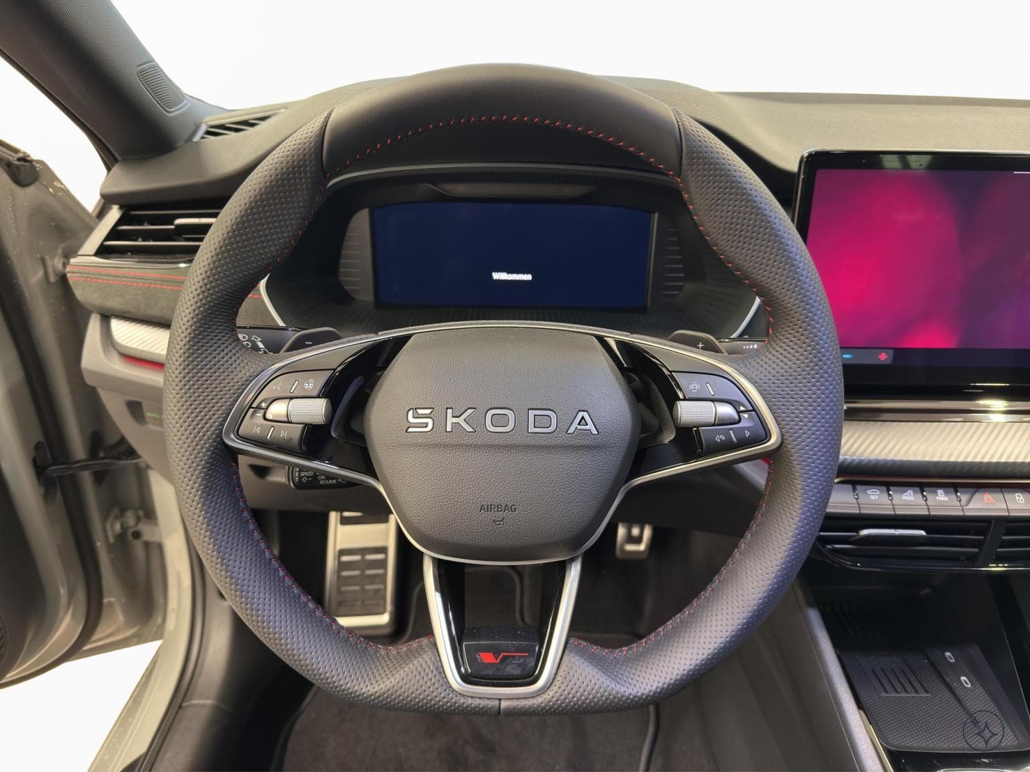 Skoda Octavia RS (2026) - Foto 9