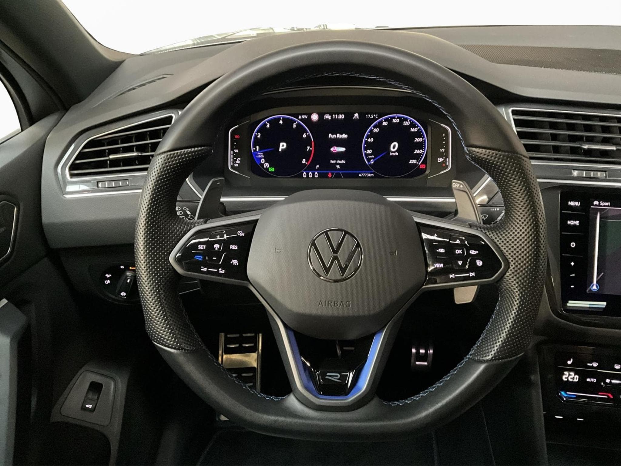 VW Tiguan R+DSG+4M+Black-Style+Pano+AHK (2022) - Foto 12