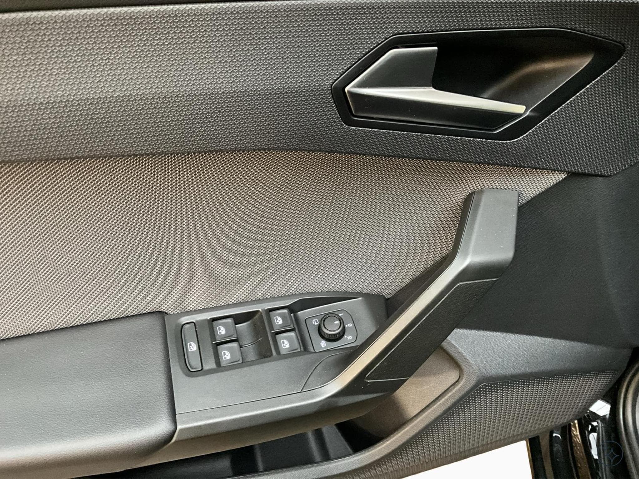 Seat Leon Style+BVM+P.Comfort+RearView+FullLink+P.Convenance (2025) - Photo 14