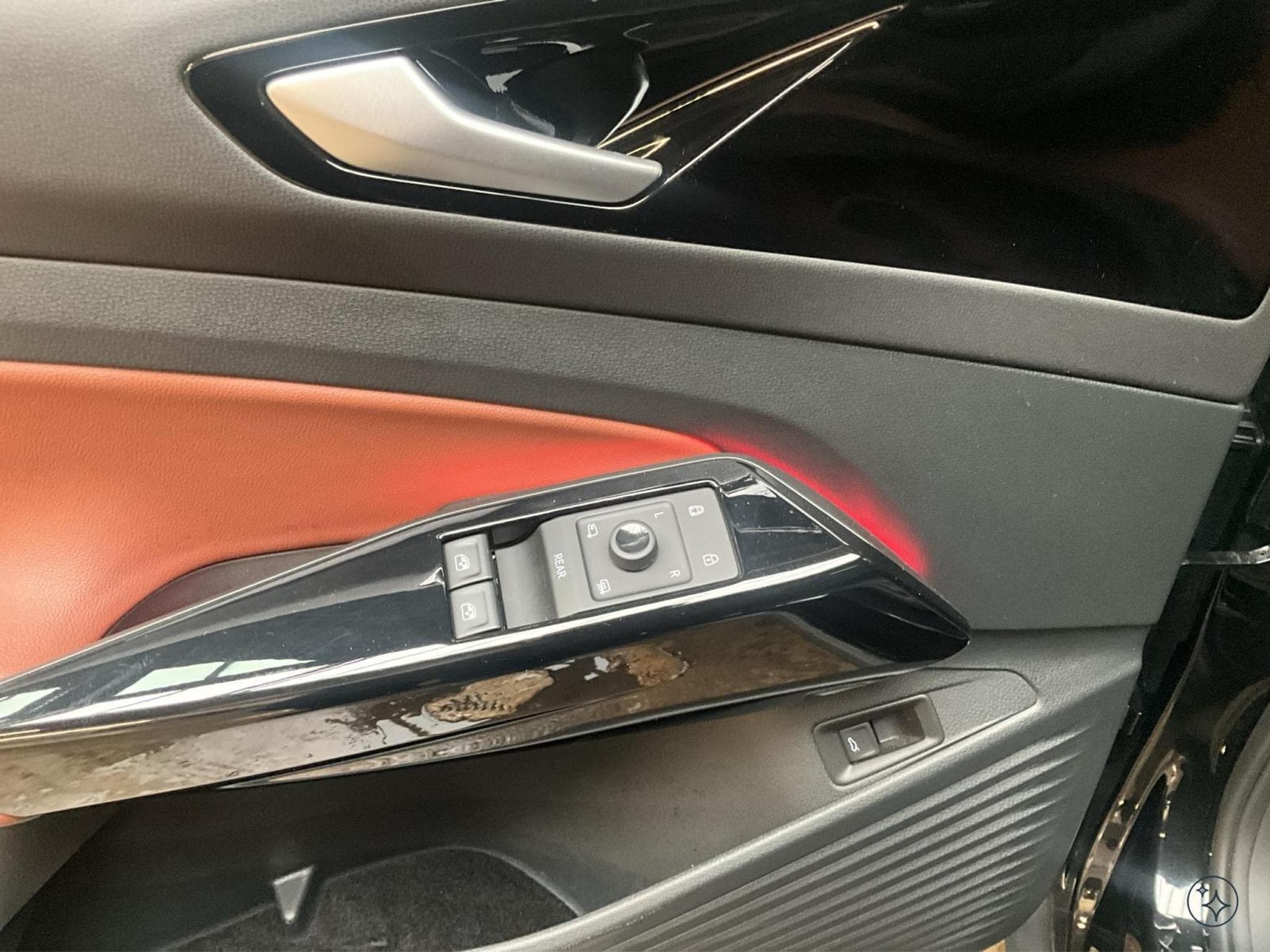 VW ID.4 77kWh+Pro-Perf.+P.Design-Plus+P.Confort-Plus+P.Ass.+AHK (2023) - Foto 10