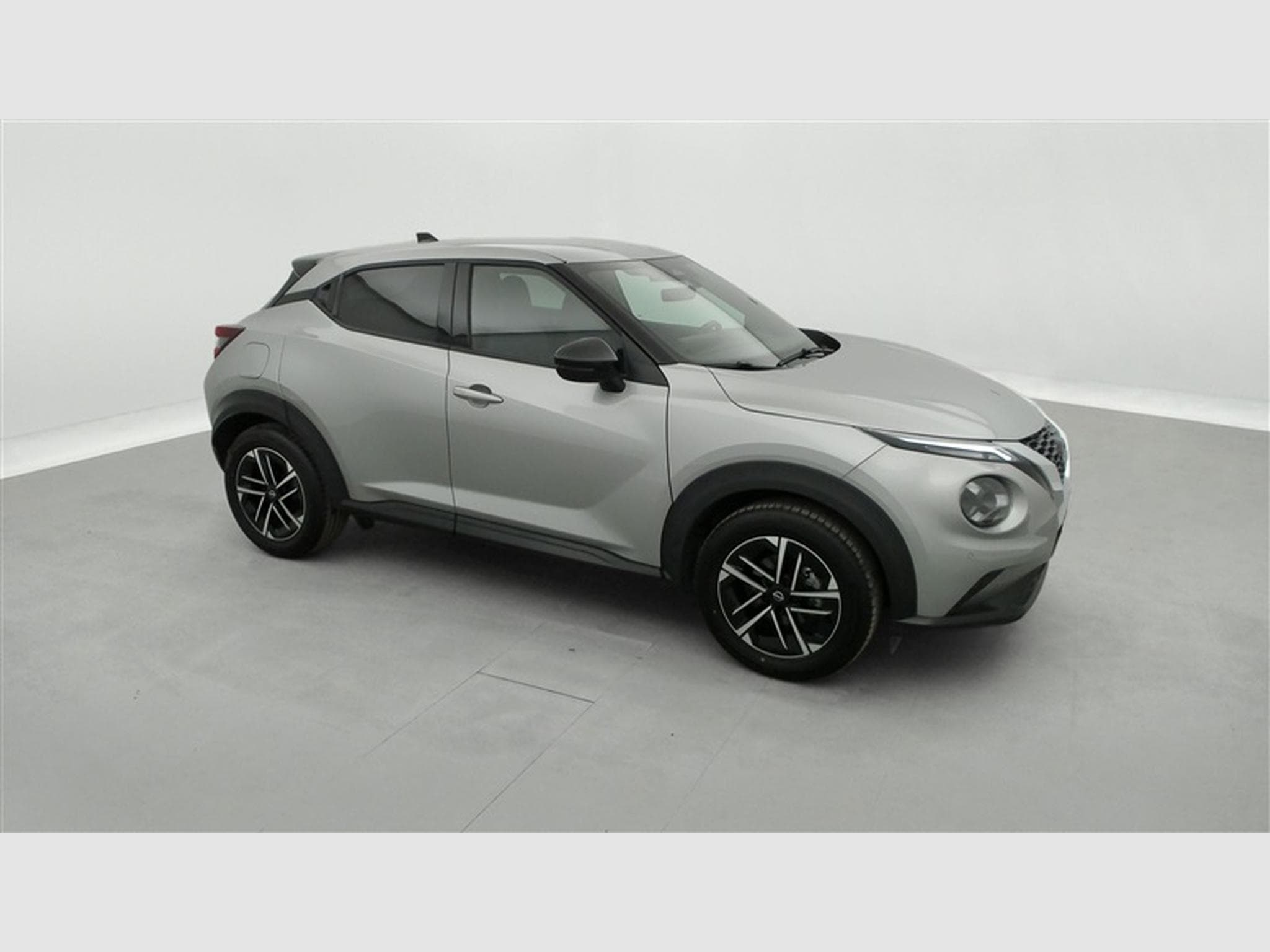 Nissan Juke 1.0 DIG-T 114cv N-Connecta NAVI / CARPLAY / PDC / ALU (2024) - Photo 22