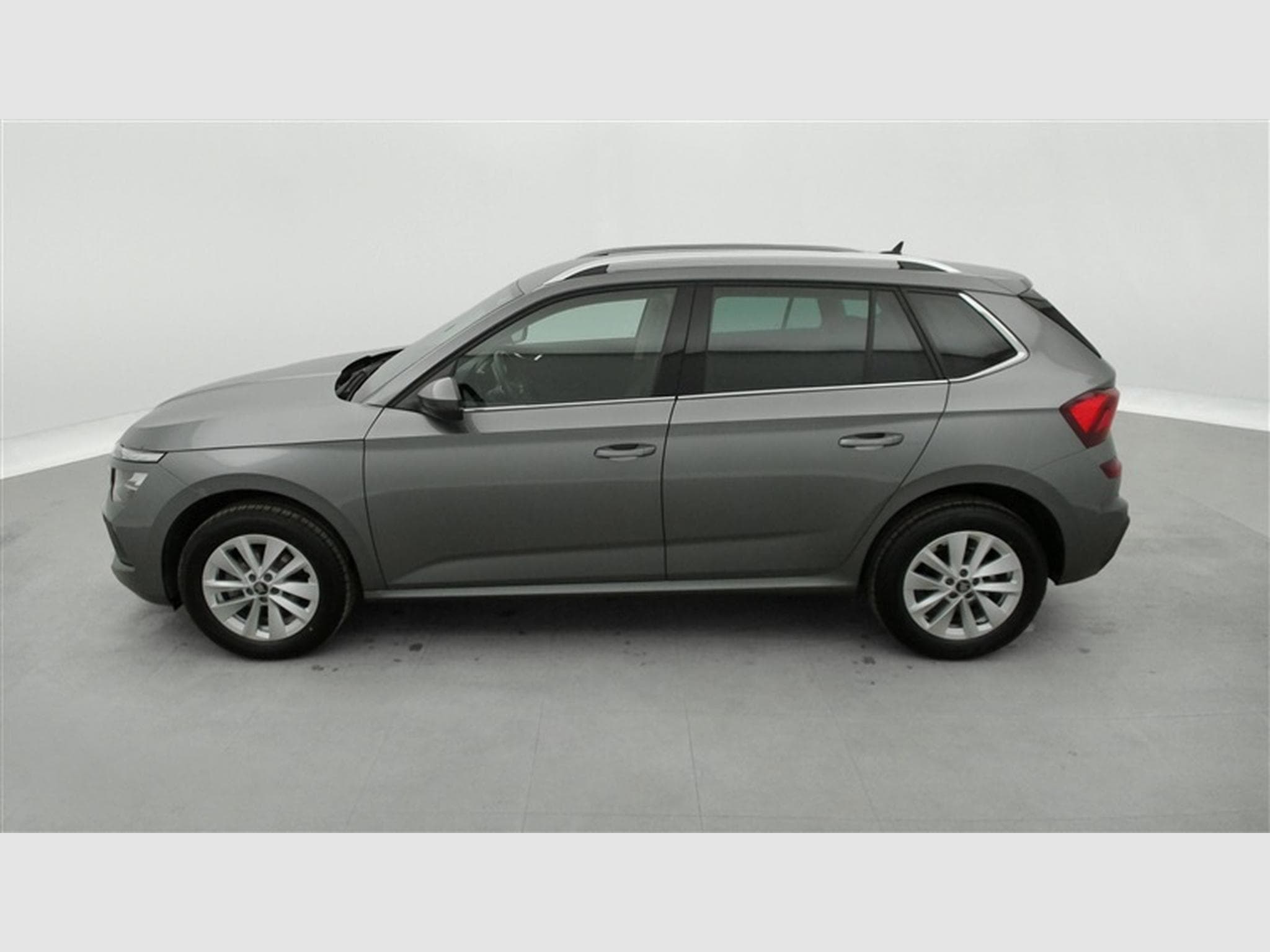 Skoda Kamiq 1.0 TSI 115Cv Selection CARPLAY / CAMERA / ALU / PDC (2025) - Photo 3