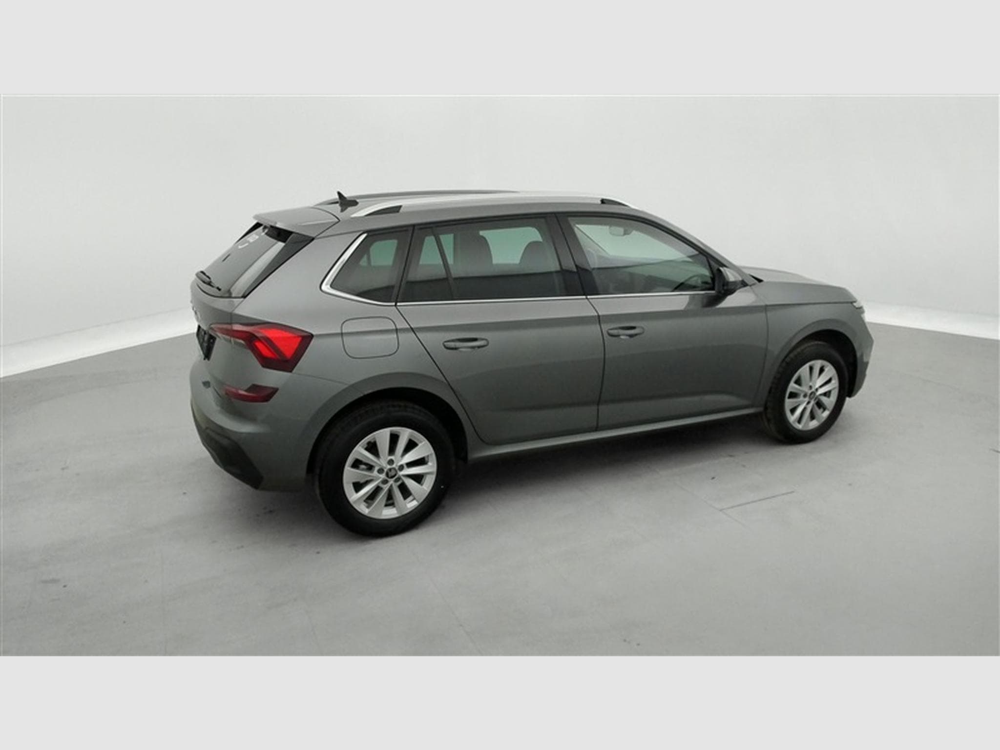 Skoda Kamiq 1.0 TSI 115Cv Selection CARPLAY / CAMERA / ALU / PDC (2025) - Photo 25