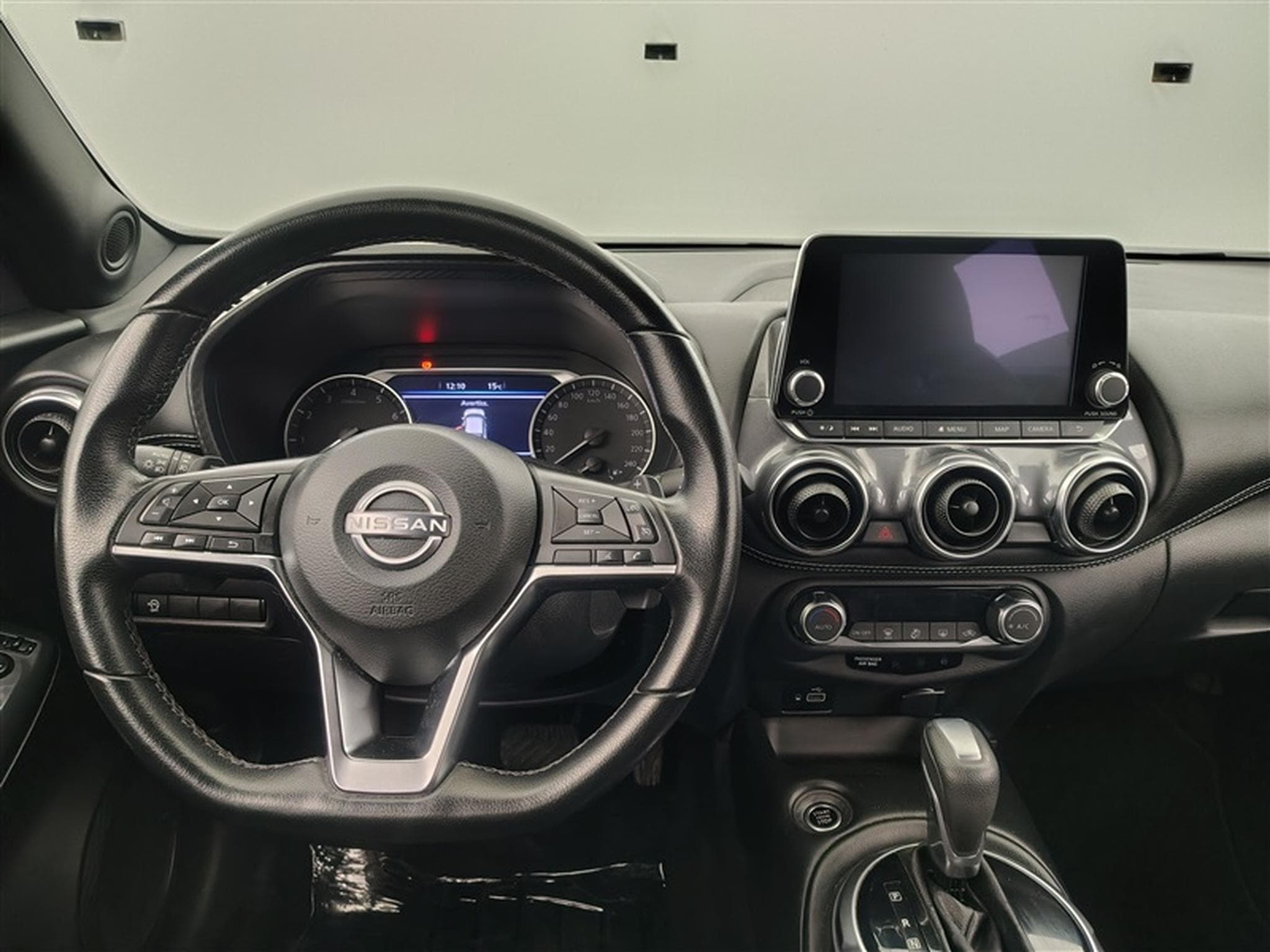 Nissan Juke 1.0 DIG-T 2WD Park & Ride DCT/S-CUIR/NAVI/FULL LED/JA17 (2023) - Photo 9