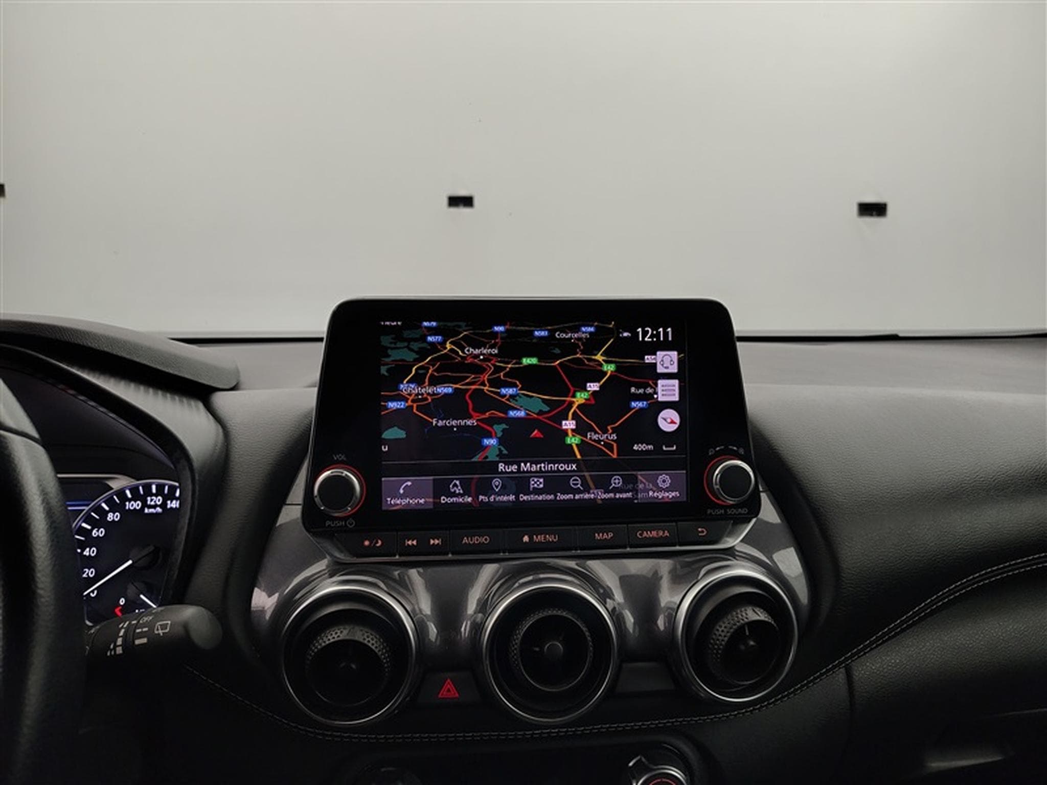 Nissan Juke 1.0 DIG-T 2WD Park & Ride DCT/S-CUIR/NAVI/FULL LED/JA17 (2023) - Photo 11