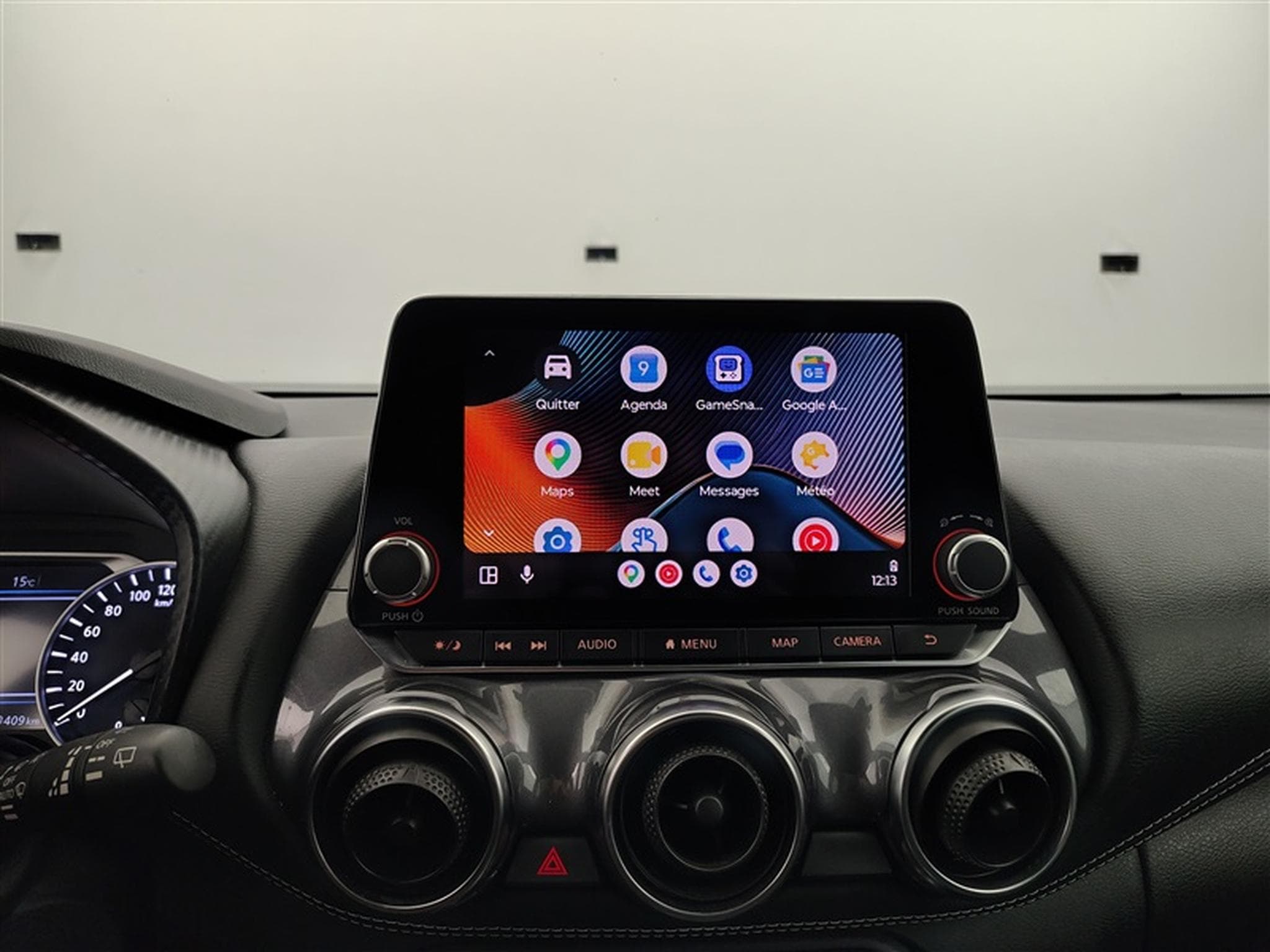 Nissan Juke 1.0 DIG-T 2WD Park & Ride DCT/S-CUIR/NAVI/FULL LED/JA17 (2023) - Photo 19