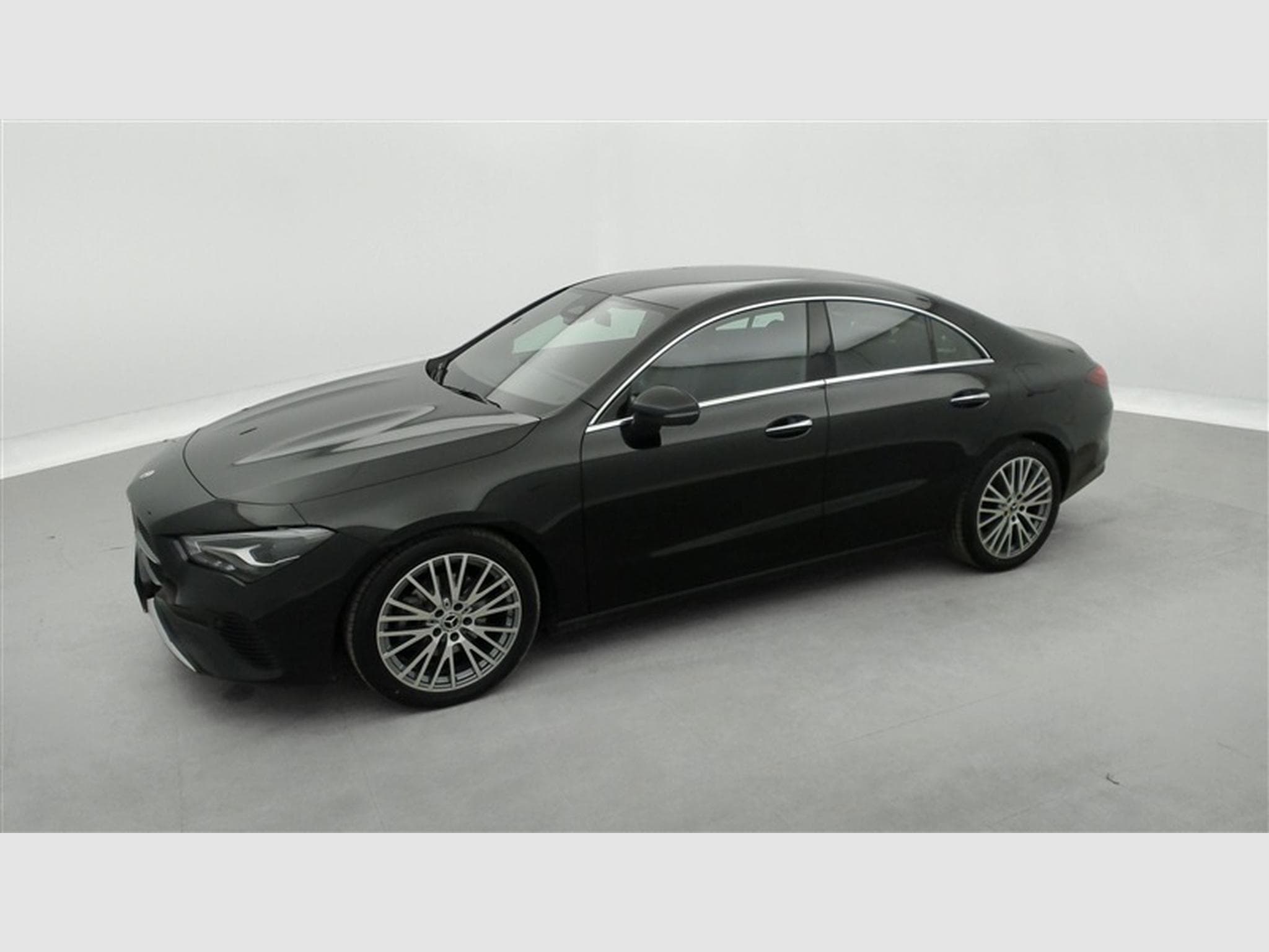 Mercedes CLA 180 CLA 180d Luxury Line **NAVI/LED/CAM** (2024) - Foto 20