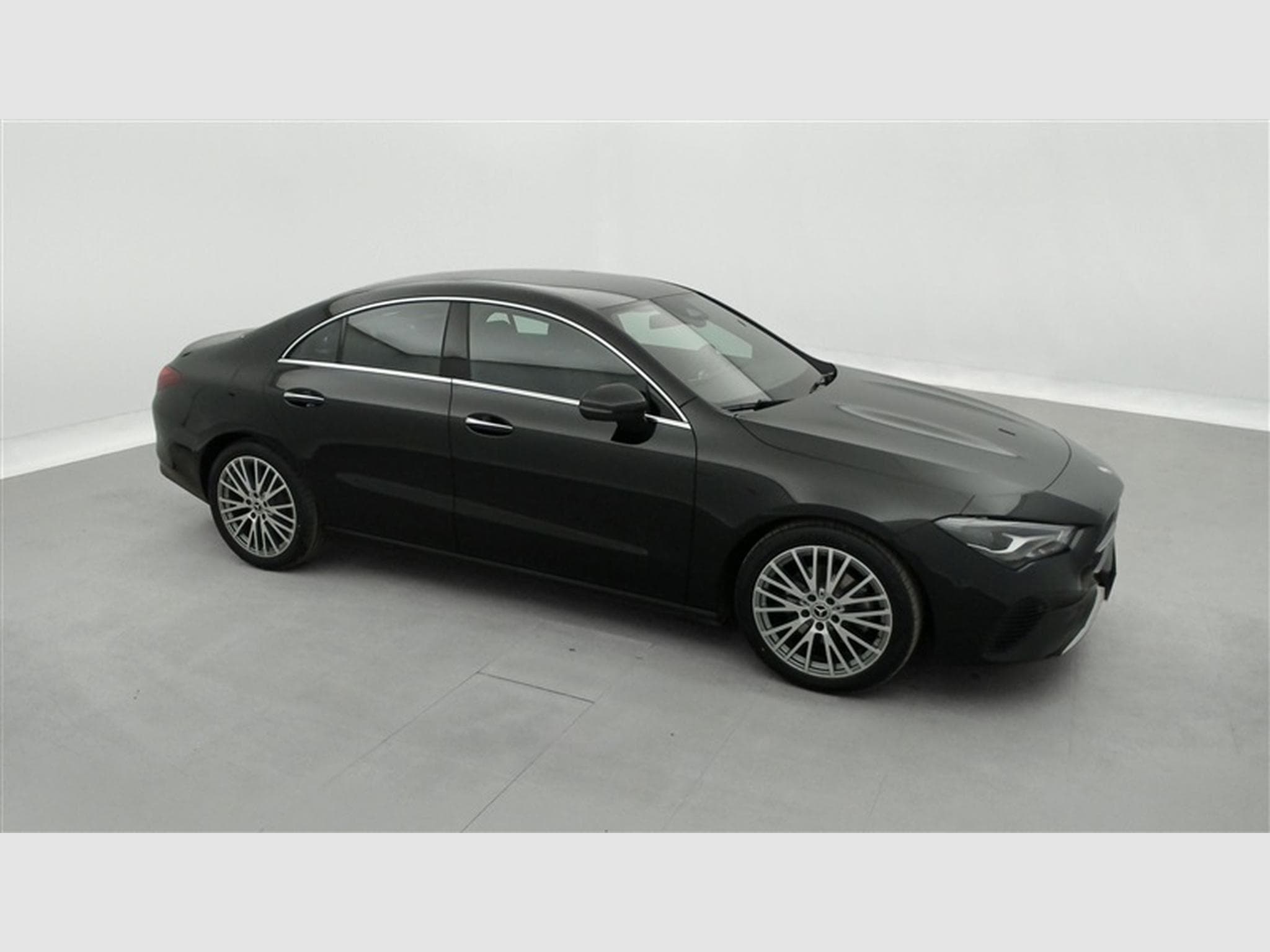 Mercedes CLA 180 CLA 180d Luxury Line **NAVI/LED/CAM** (2024) - Foto 22