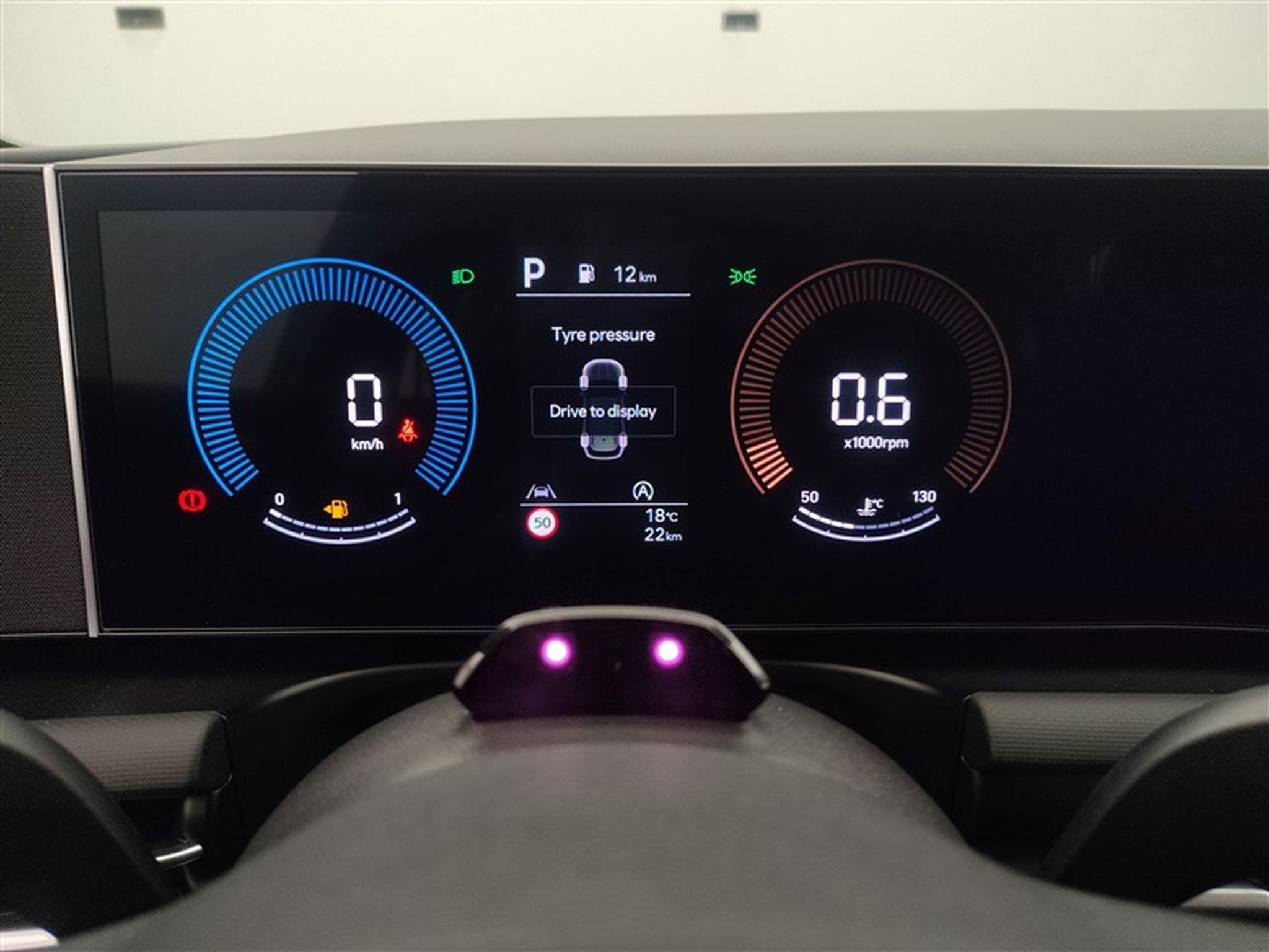 Hyundai Tucson 1.6 T-GDi 150cv DCT Feel CARPLAY / FULL LED / CAMERA (2026) - Foto 10