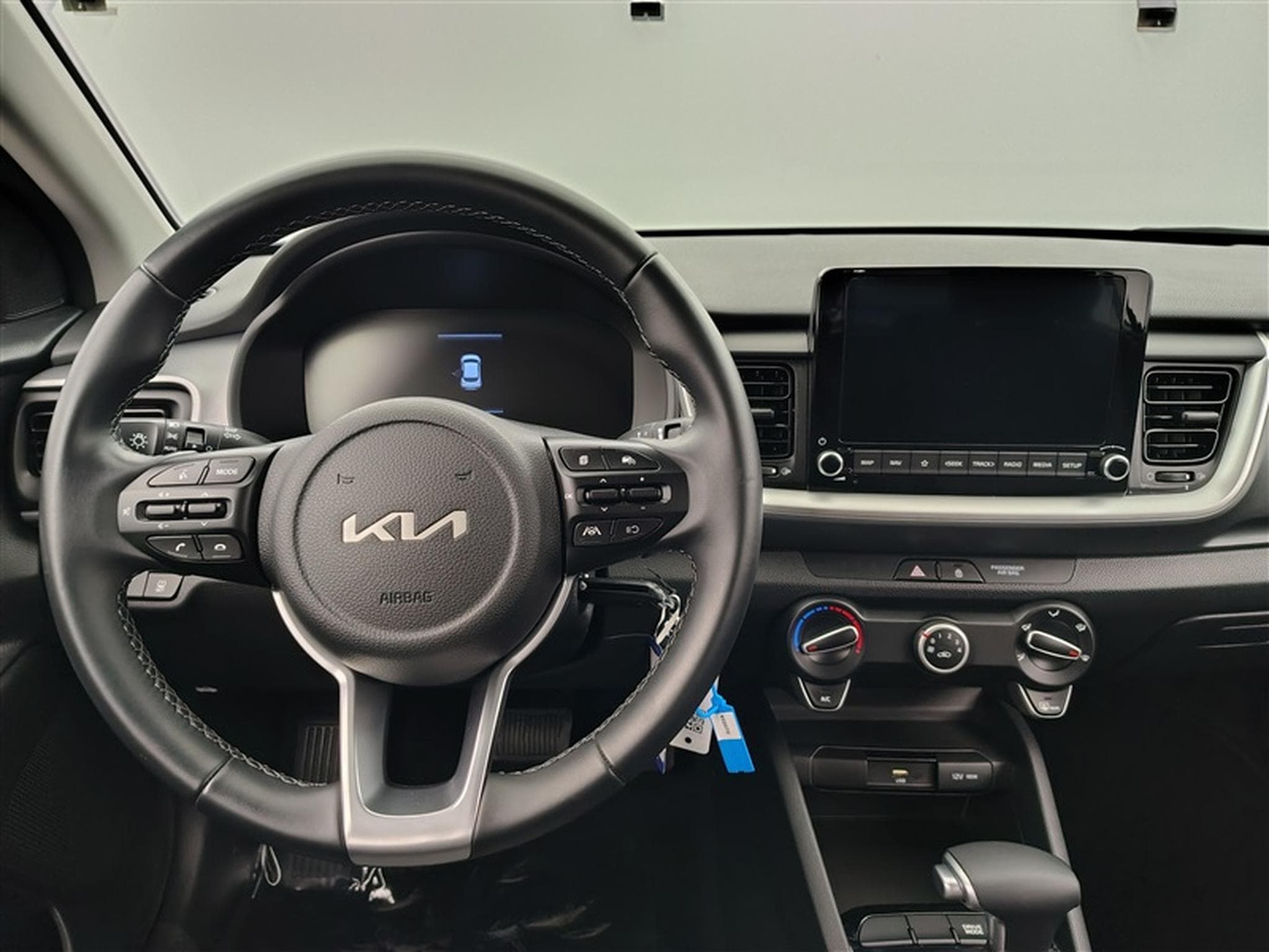 Kia Stonic Stonic 1.0 T Pulse ISG DCT (2024) - Foto 9