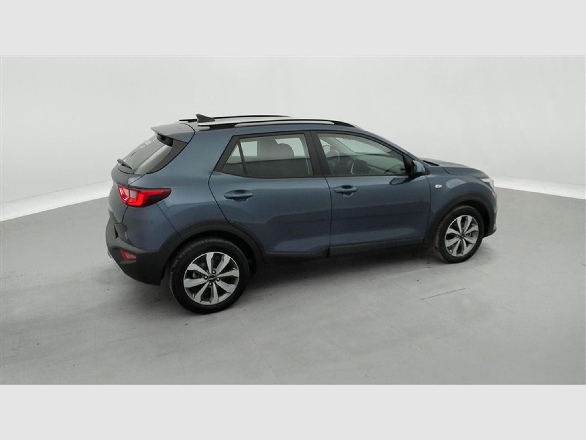 Kia Stonic Stonic 1.0 T Pulse ISG DCT (2024) - Foto 24