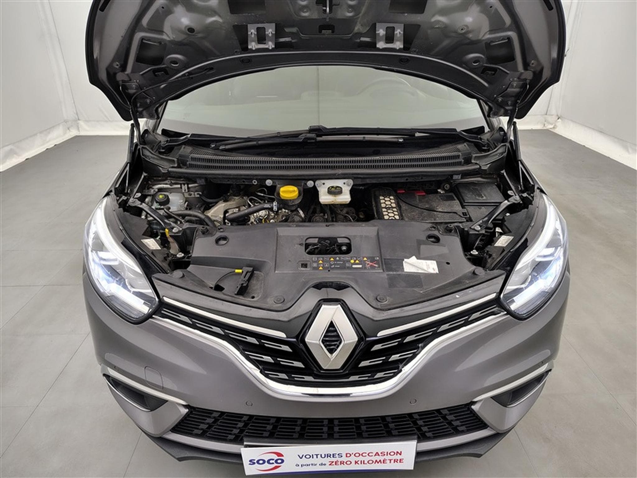 Renault Scenic Grand Scénic 1.33 TCe Techno EDC GPF 7pl (2023) - Foto 21