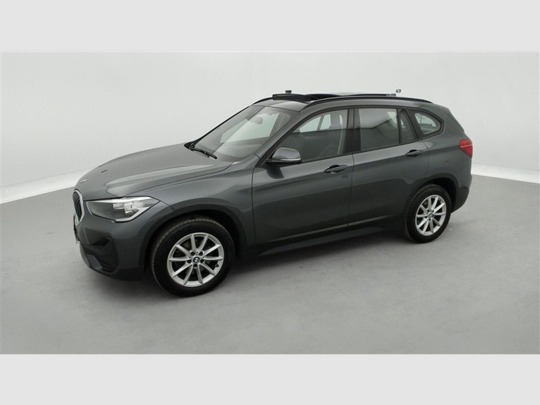 BMW X1 2.0 d sDrive18 CUIR/NAVI/TO PANO/JA17/PDC AV AR/CAMERA (2022) - Foto 22