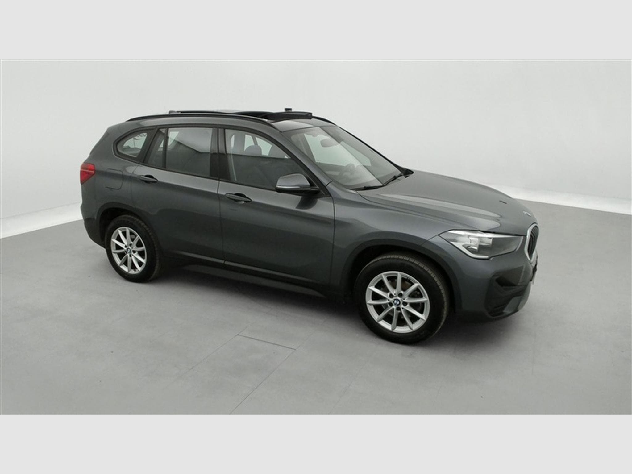 BMW X1 2.0 d sDrive18 CUIR/NAVI/TO PANO/JA17/PDC AV AR/CAMERA (2022) - Foto 24