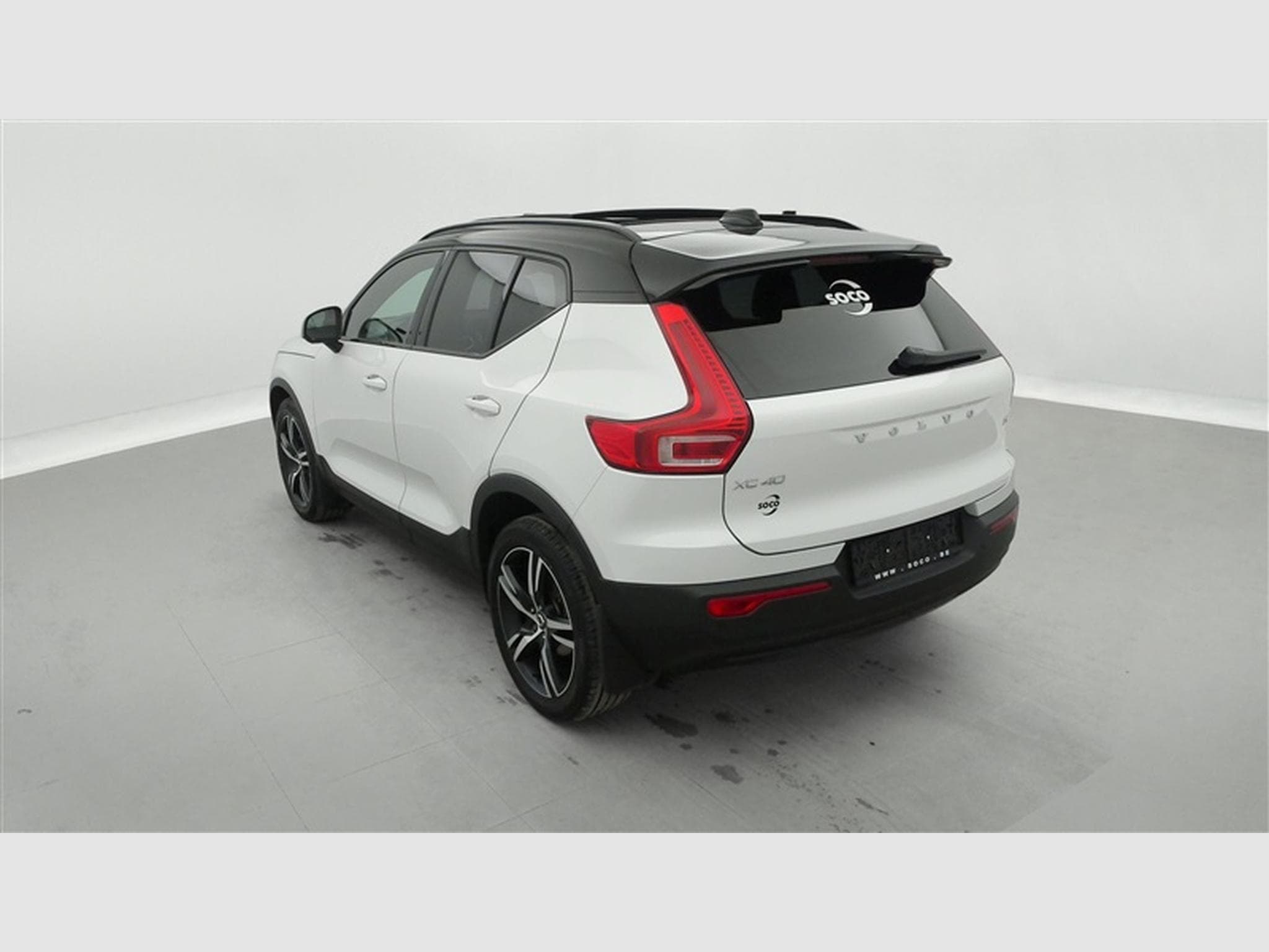 Volvo XC40 1.5 T3 R-Design (2021) - Photo 2