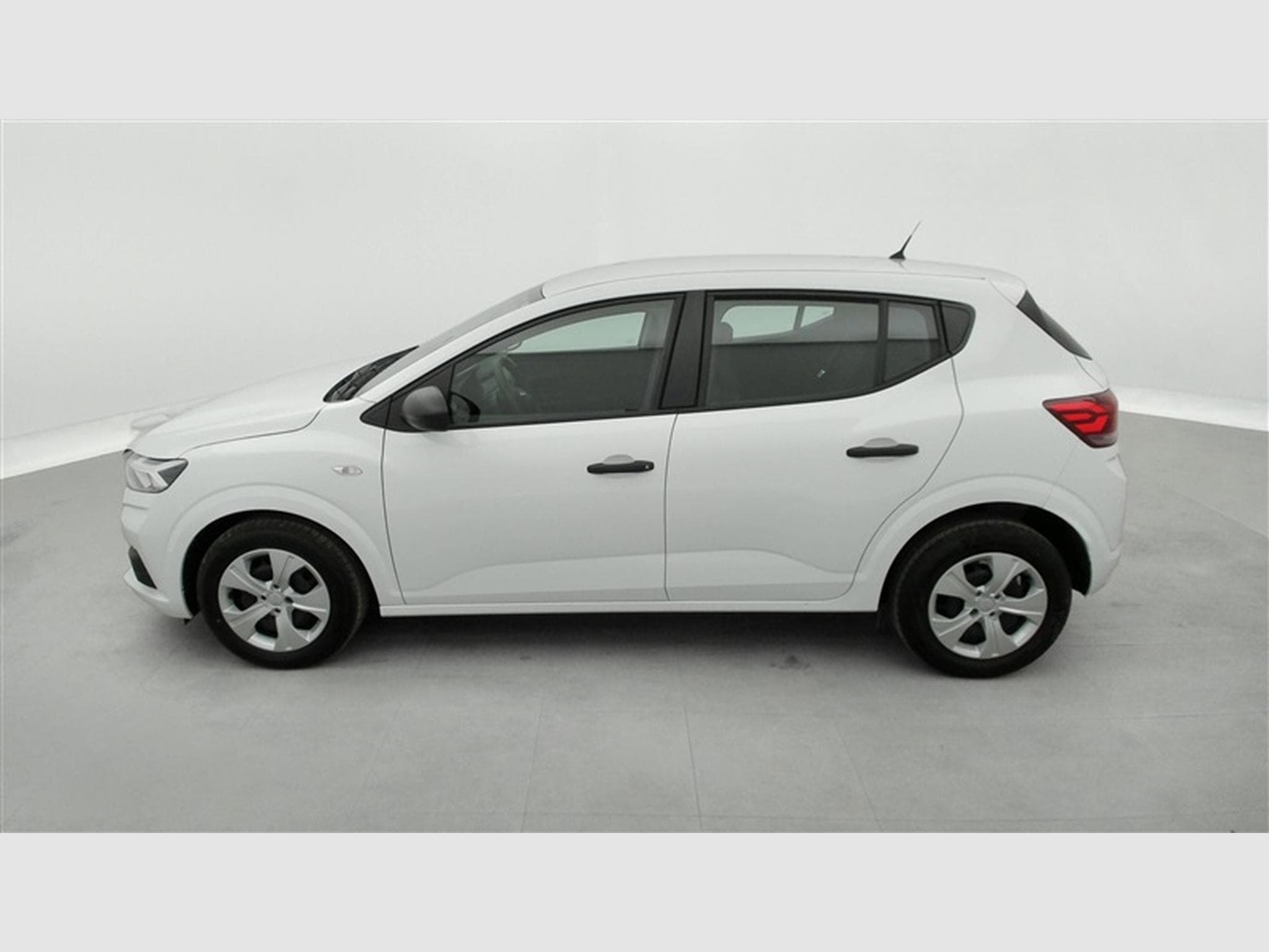 Dacia Sandero 1.0 TCe 90cv Essential (2023) - Photo 3