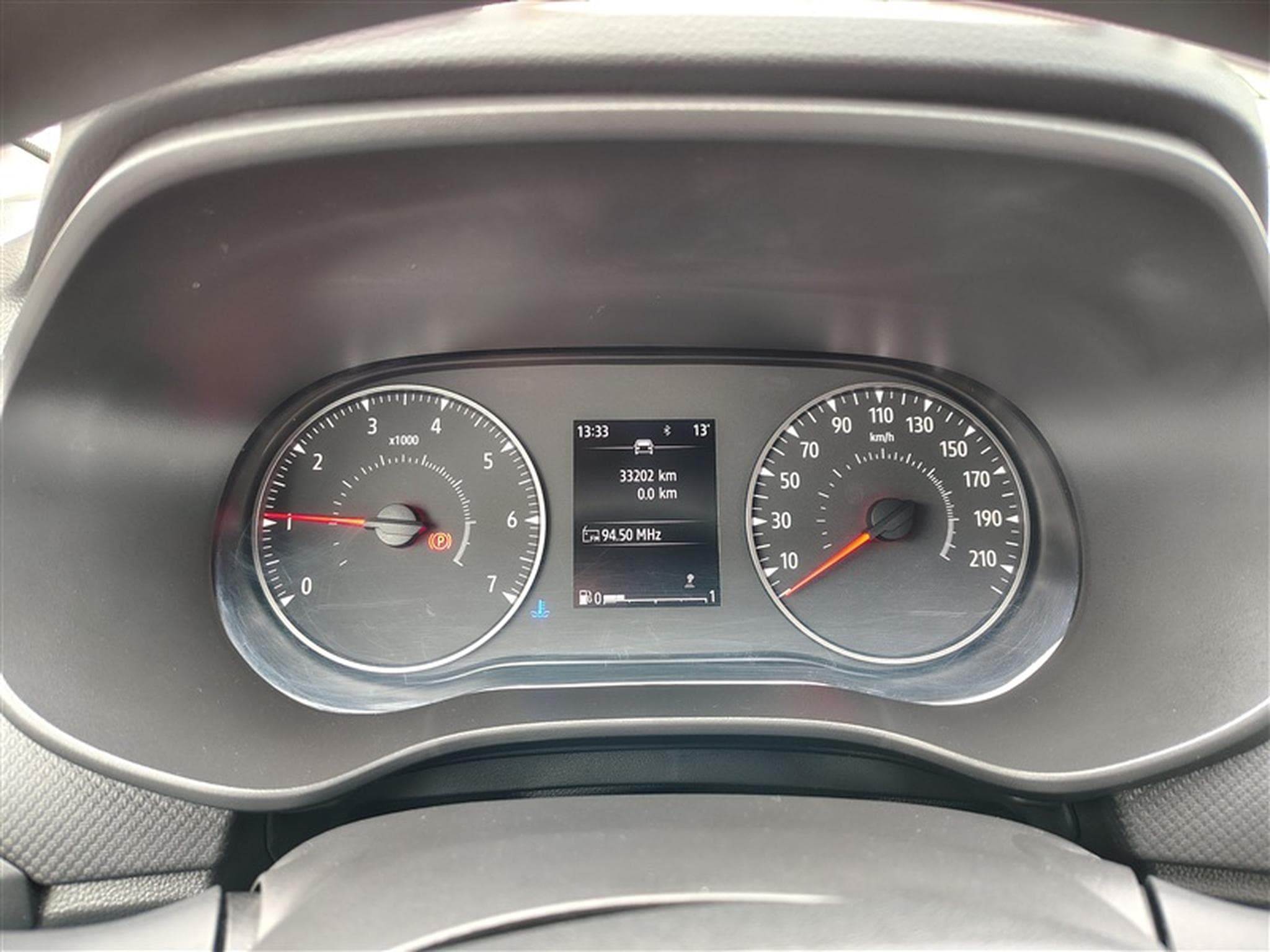 Dacia Sandero 1.0 TCe 90cv Essential (2023) - Photo 10