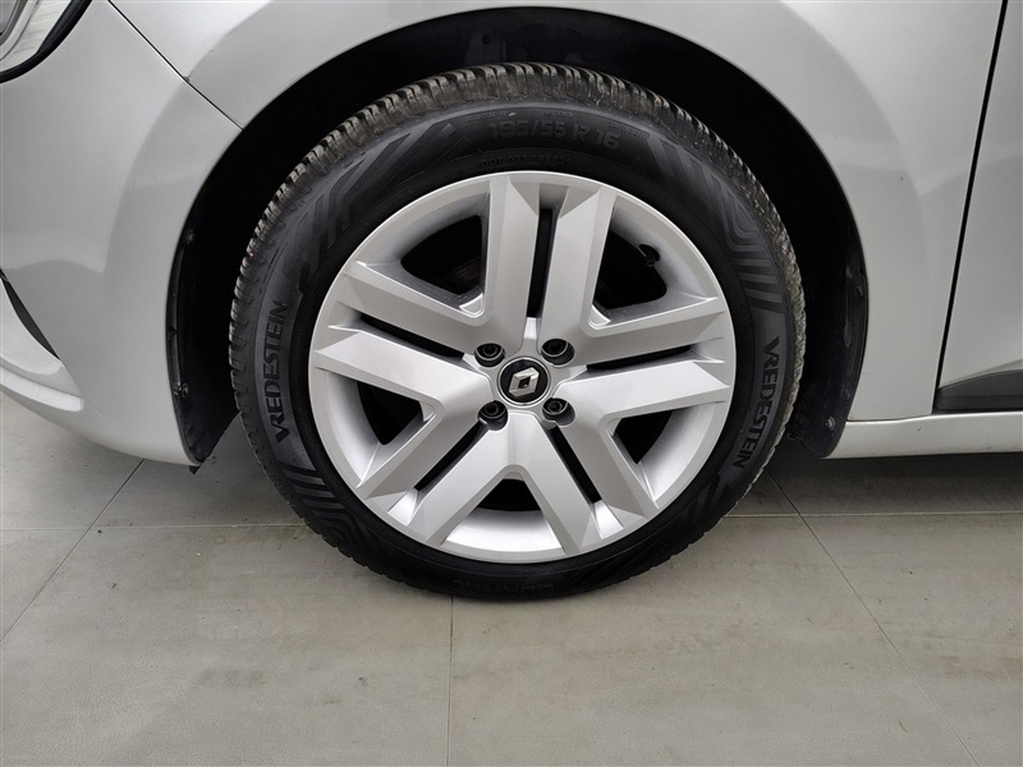 Renault Clio 1.0 TCe 91 CV (2021) - Photo 5