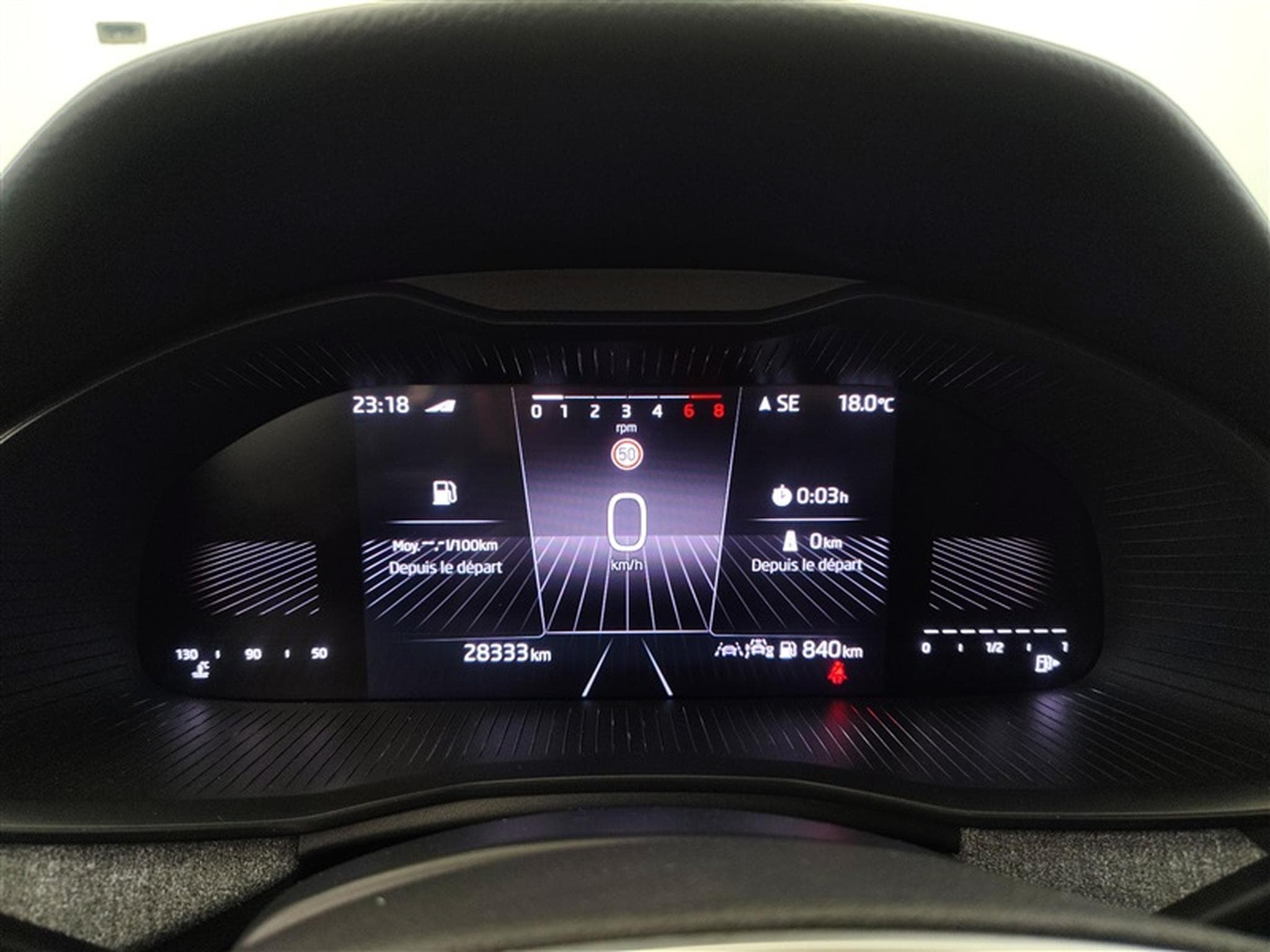 Skoda Kamiq 1.0 TSI 115Cv Selection CARPLAY / CAMERA / ALU / PDC (2025) - Photo 10