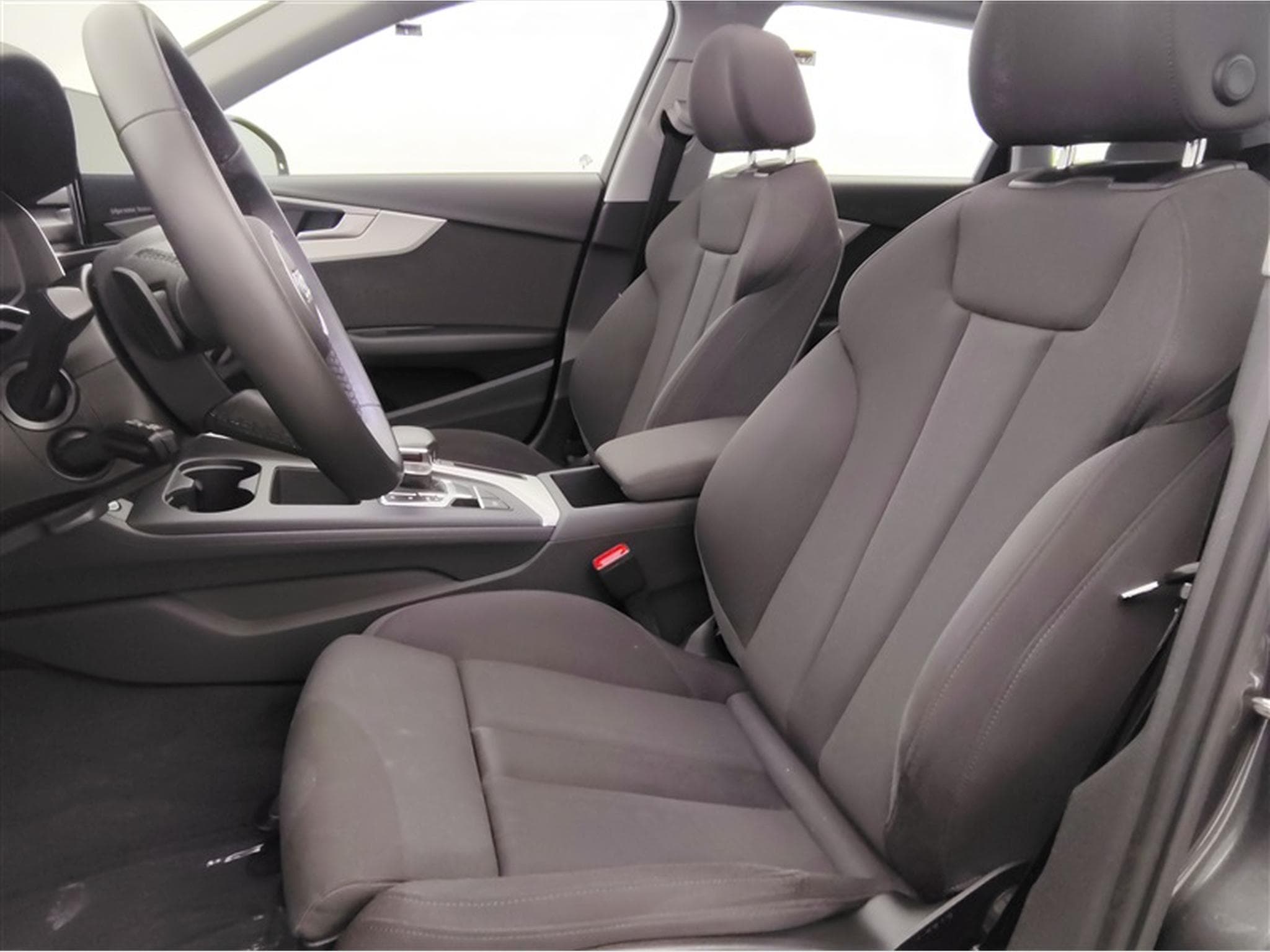 Audi A4 35 TFSi S-Line S tronic PANO/CARPLAY/CAM/Sieges Ch (2023) - Photo 7