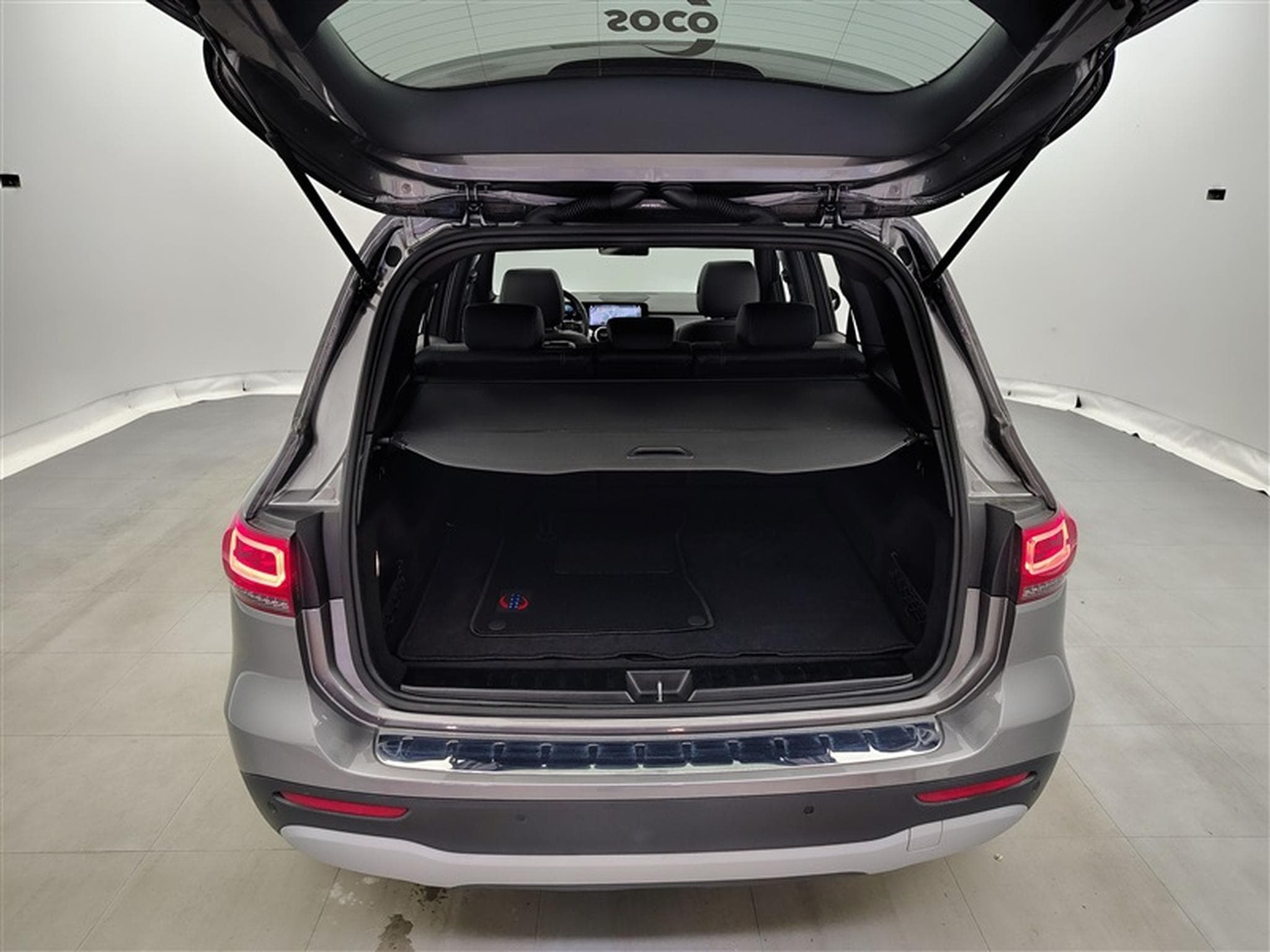 Mercedes GLB 180 180d Business Solution S-CUIR/NAVI/TO PANO/FULL LED/JA17 (2023) - Photo 14