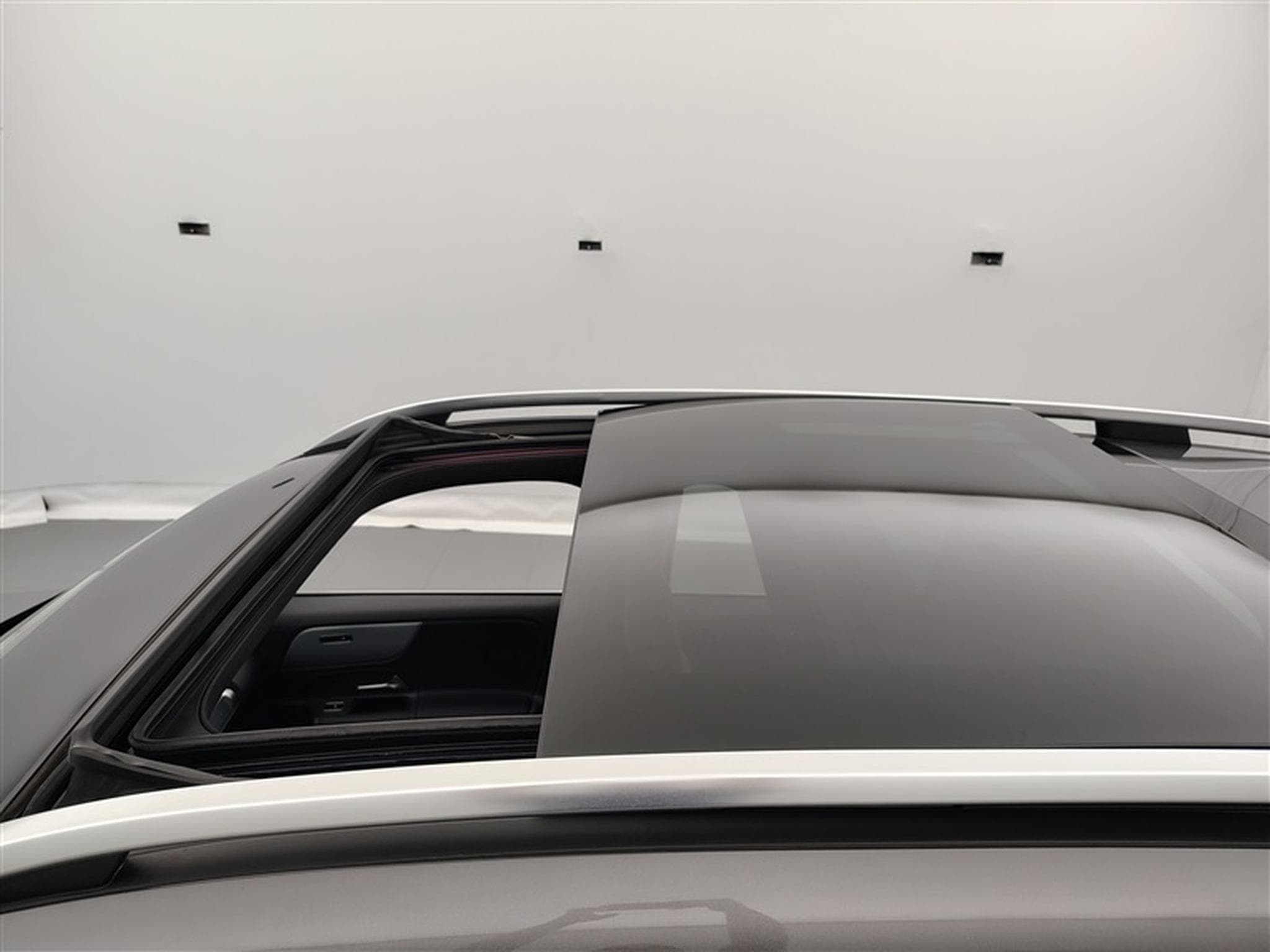 Mercedes GLB 180 180d Business Solution S-CUIR/NAVI/TO PANO/FULL LED/JA17 (2023) - Photo 19