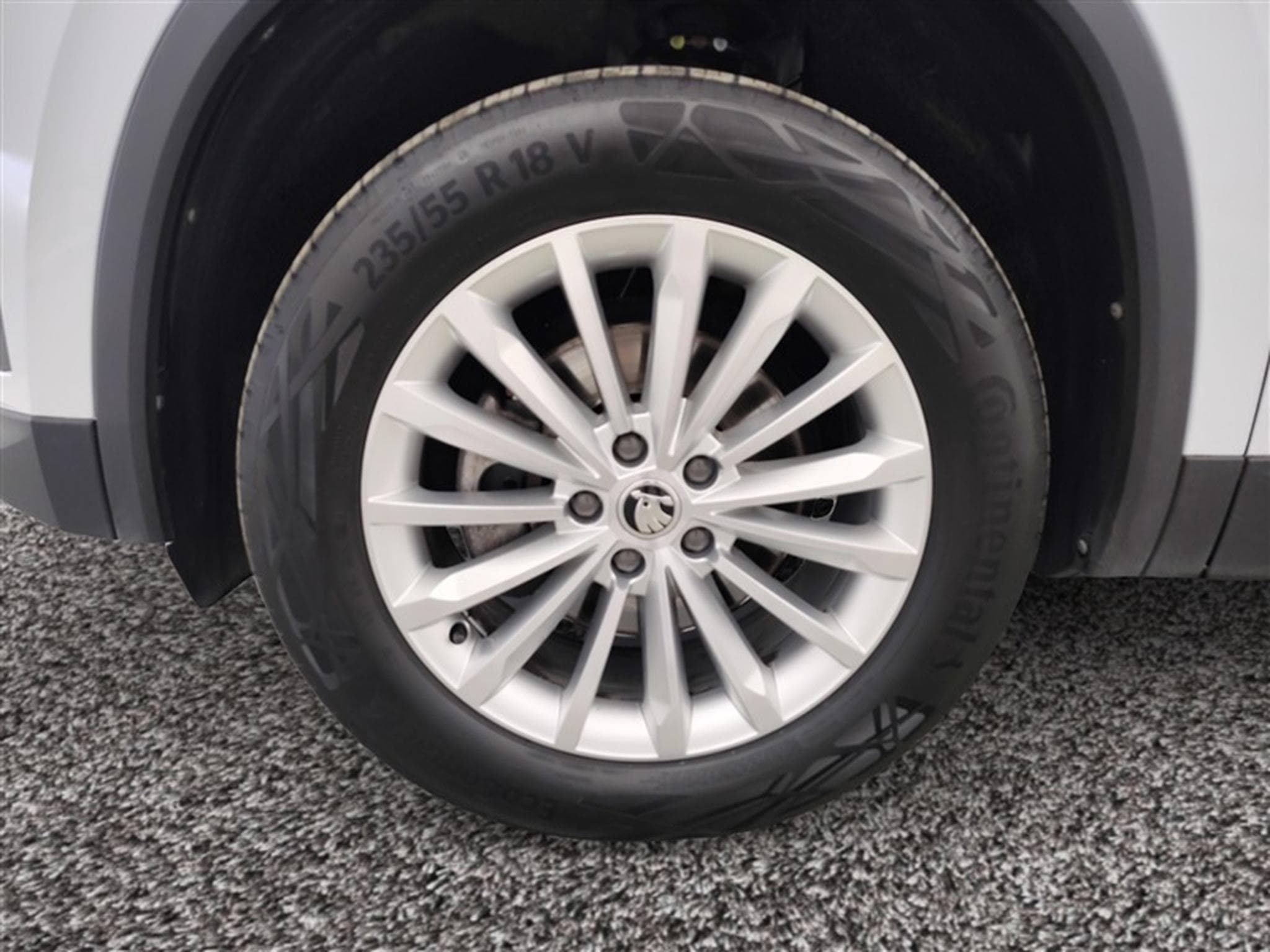 Skoda Kodiaq 1.5 TSI Style 7pl. DSG/NAVI/FULL LED/JA18/PDC (2024) - Foto 6