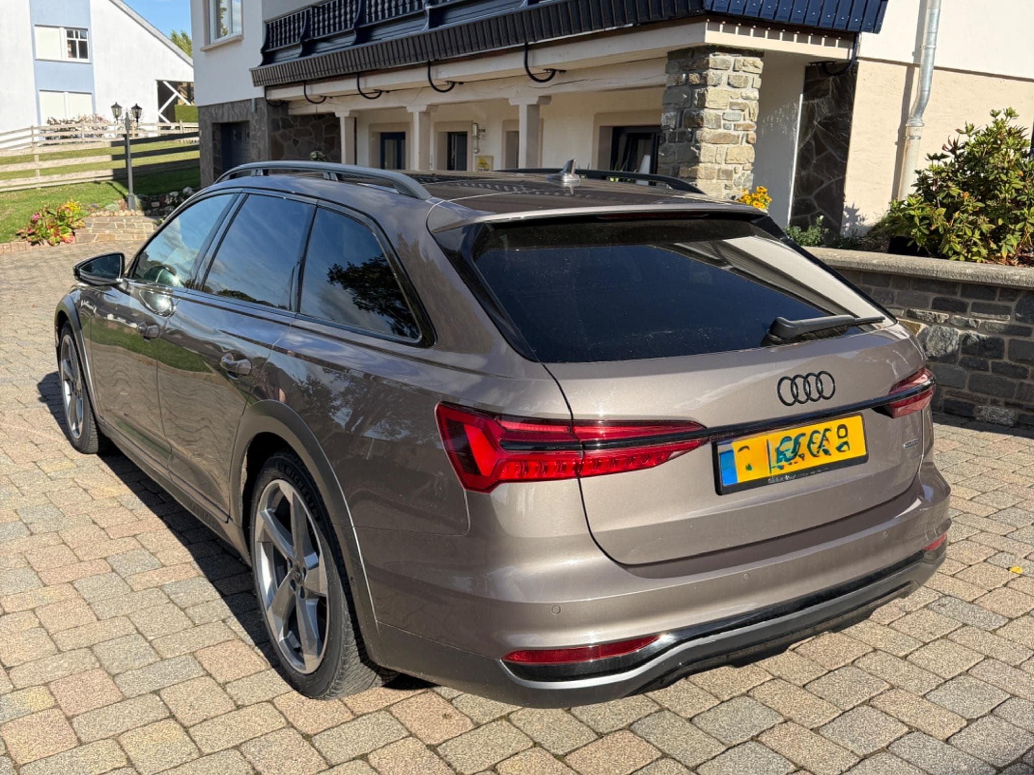 Audi A6 Allroad (2019) - Photo 12