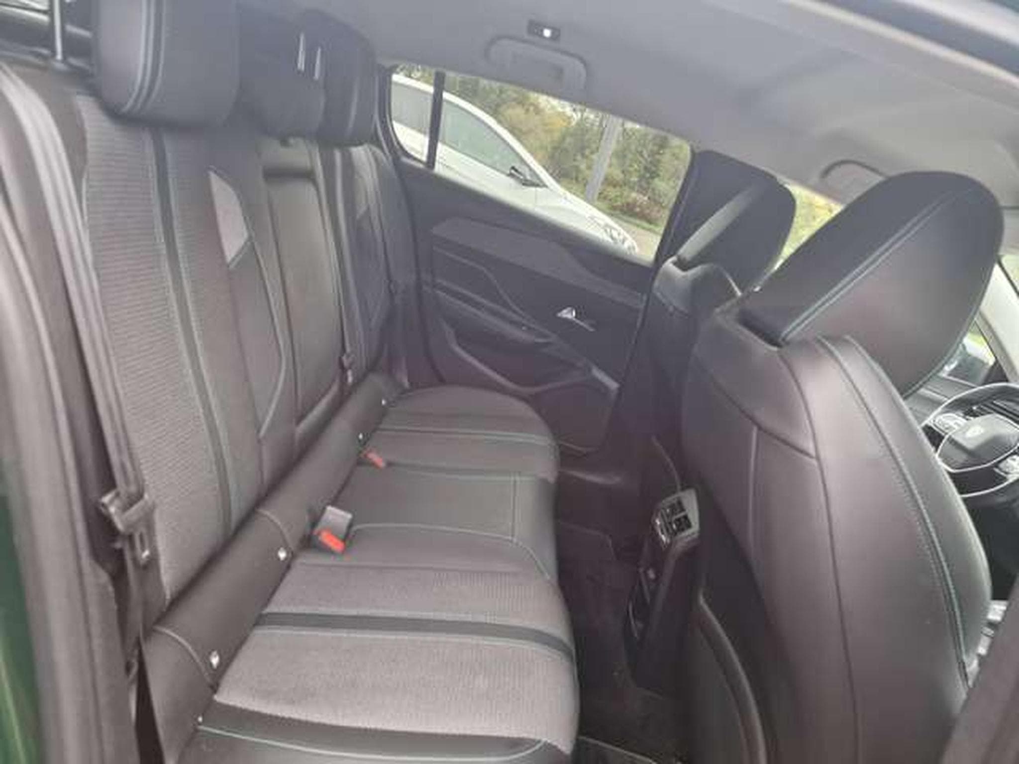 Peugeot 308 Allure Pack (2022) - Photo 11