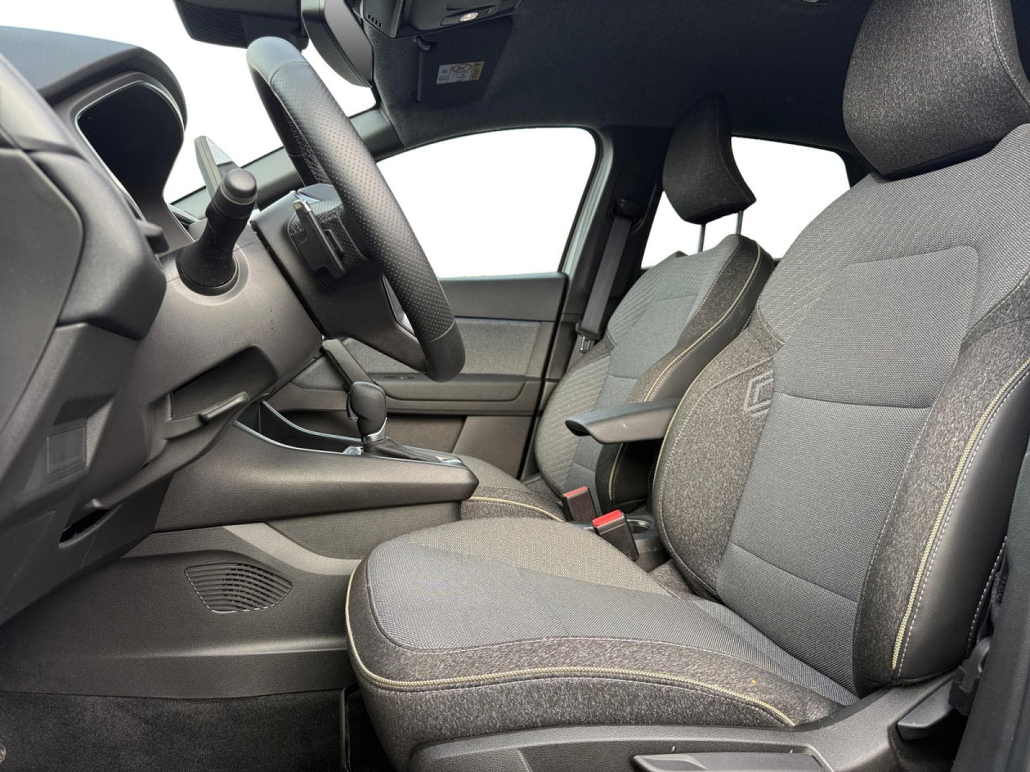 Renault Captur 1.33 TCe MHEV Techno160 EDC (2026) - Foto 7