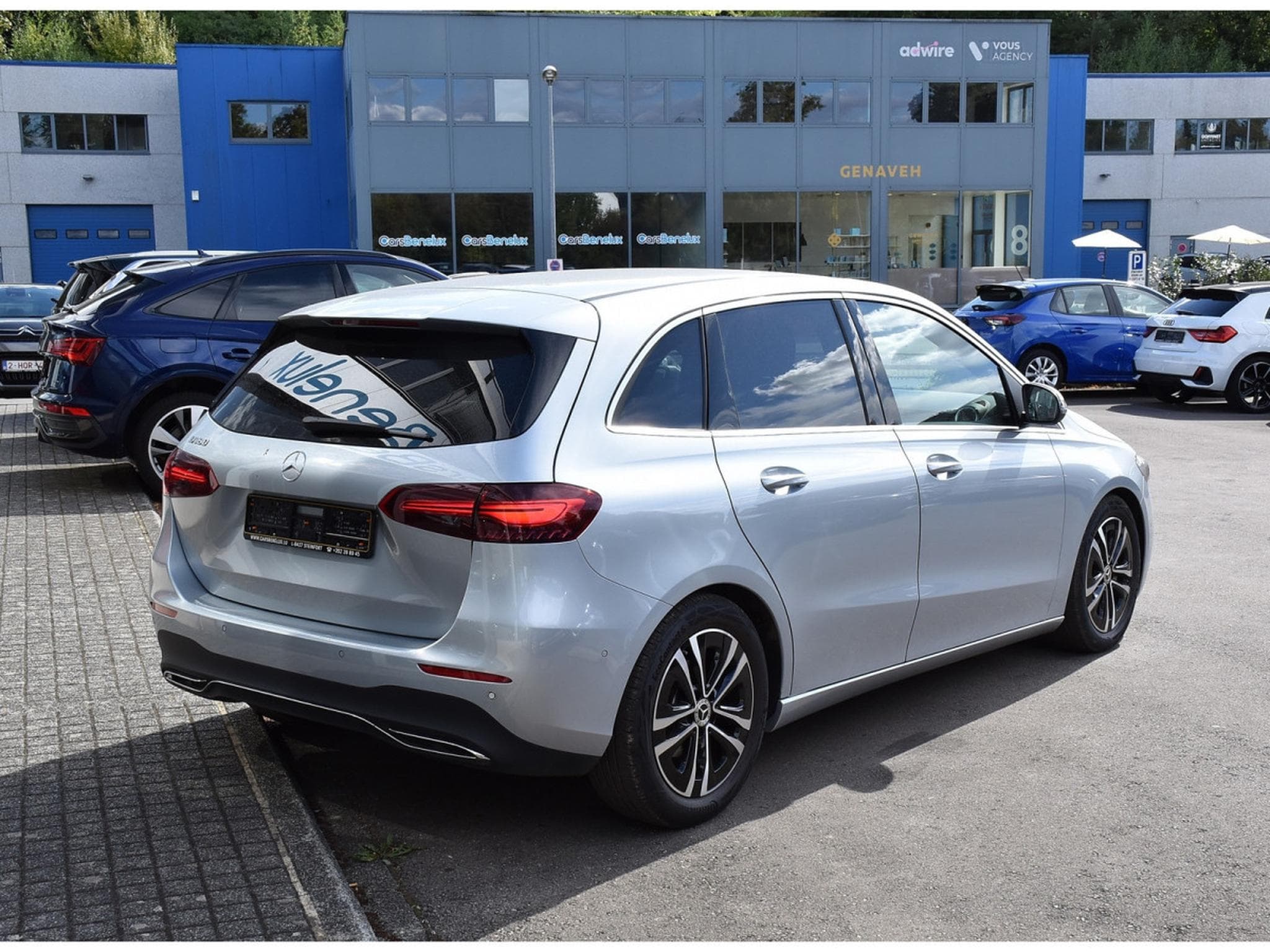 Mercedes B 180 Progressive 7G-DCT GPS LANE BLIS PARK CAM HAYON EL 1° MAIN (2024) - Foto 4