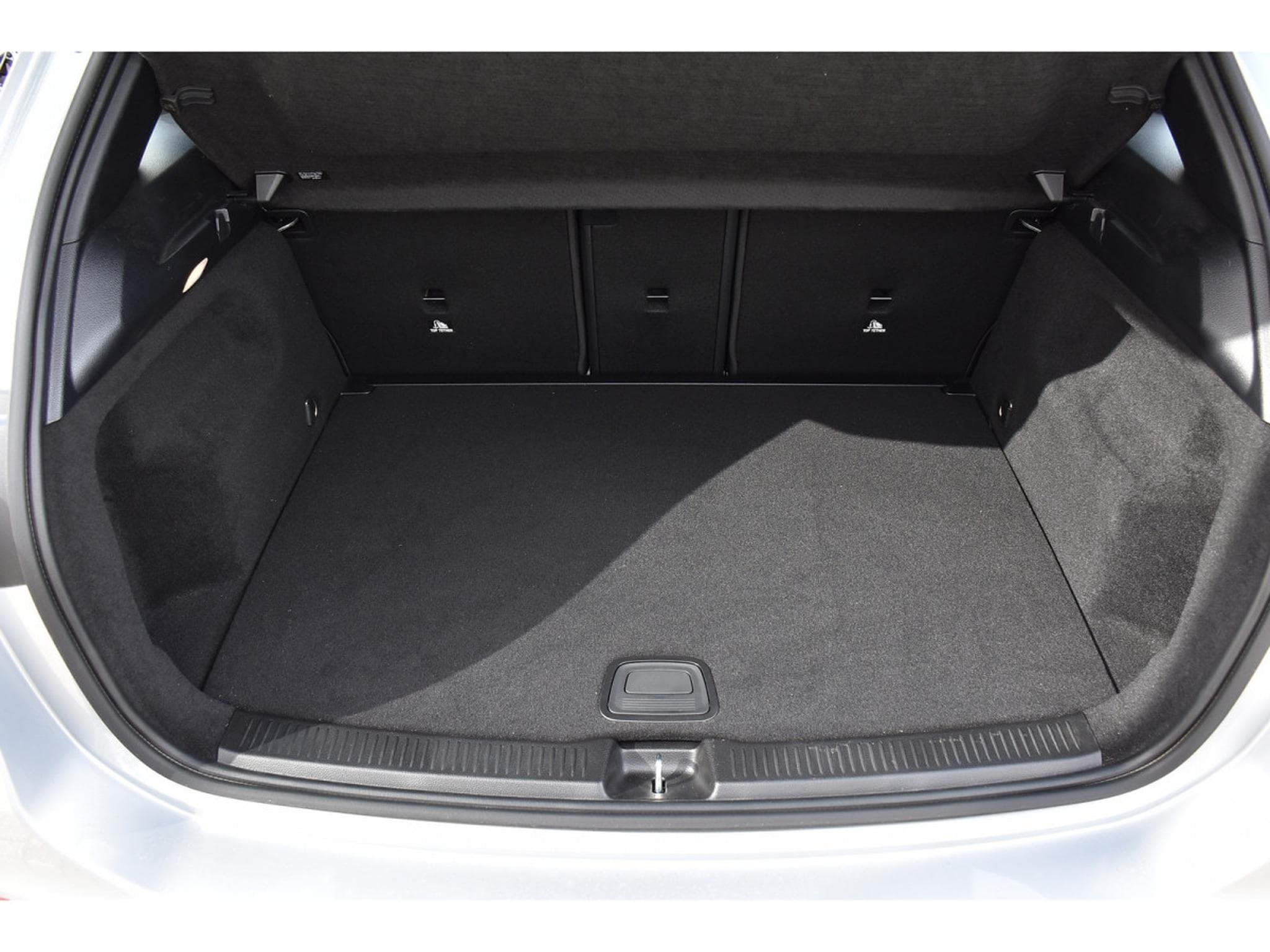 Mercedes B 180 Progressive 7G-DCT GPS LANE BLIS PARK CAM HAYON EL 1° MAIN (2024) - Foto 23