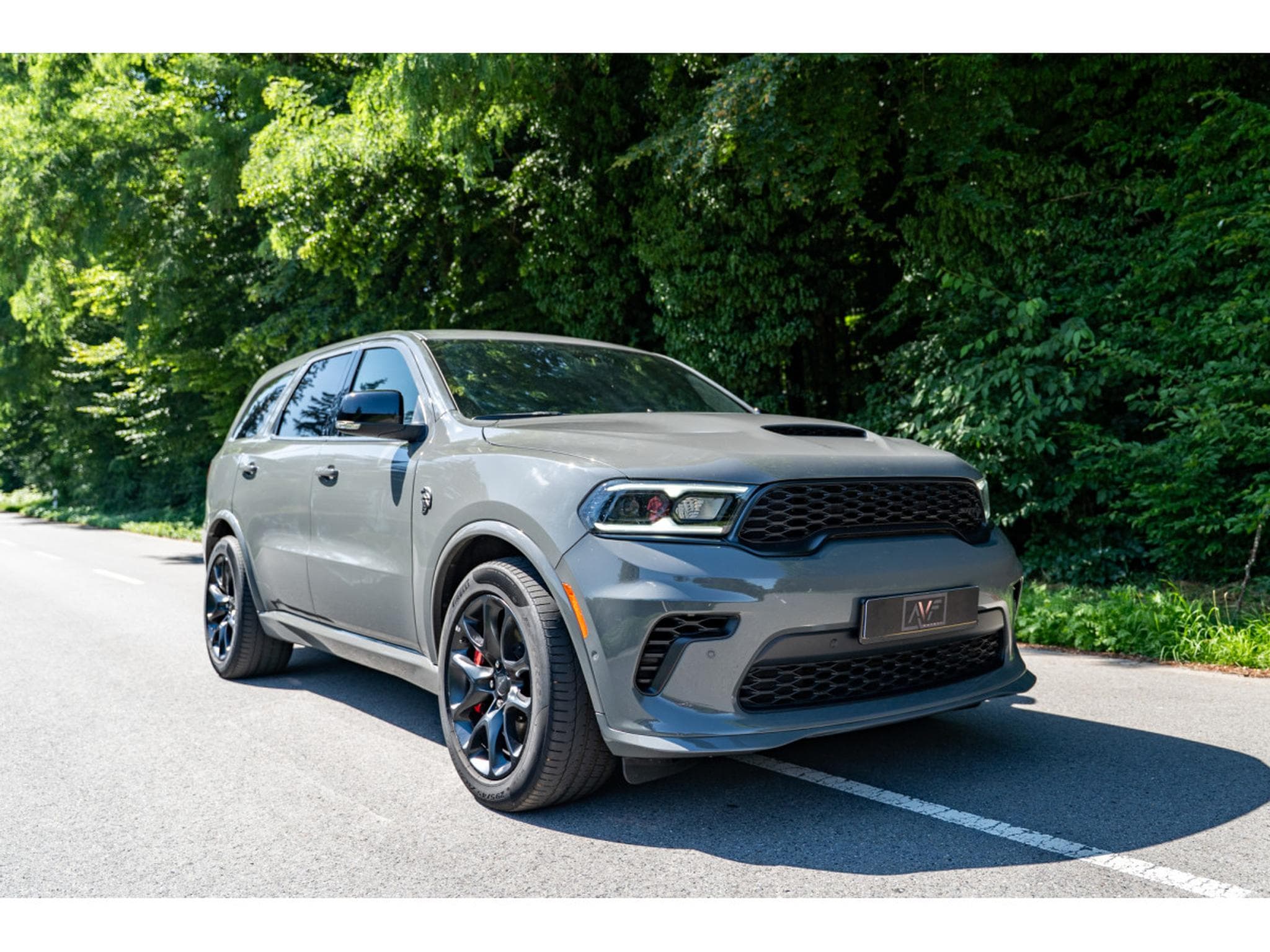 Dodge Durango SRT HELLCAT - 6 Places - Harman Kardon - Black Package (2023) - Foto 3