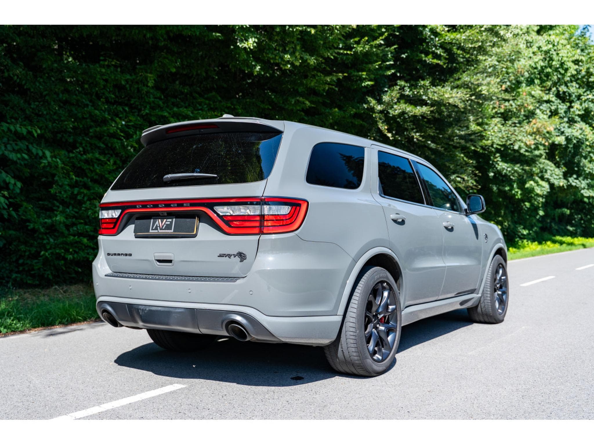 Dodge Durango SRT HELLCAT - 6 Places - Harman Kardon - Black Package (2023) - Foto 6