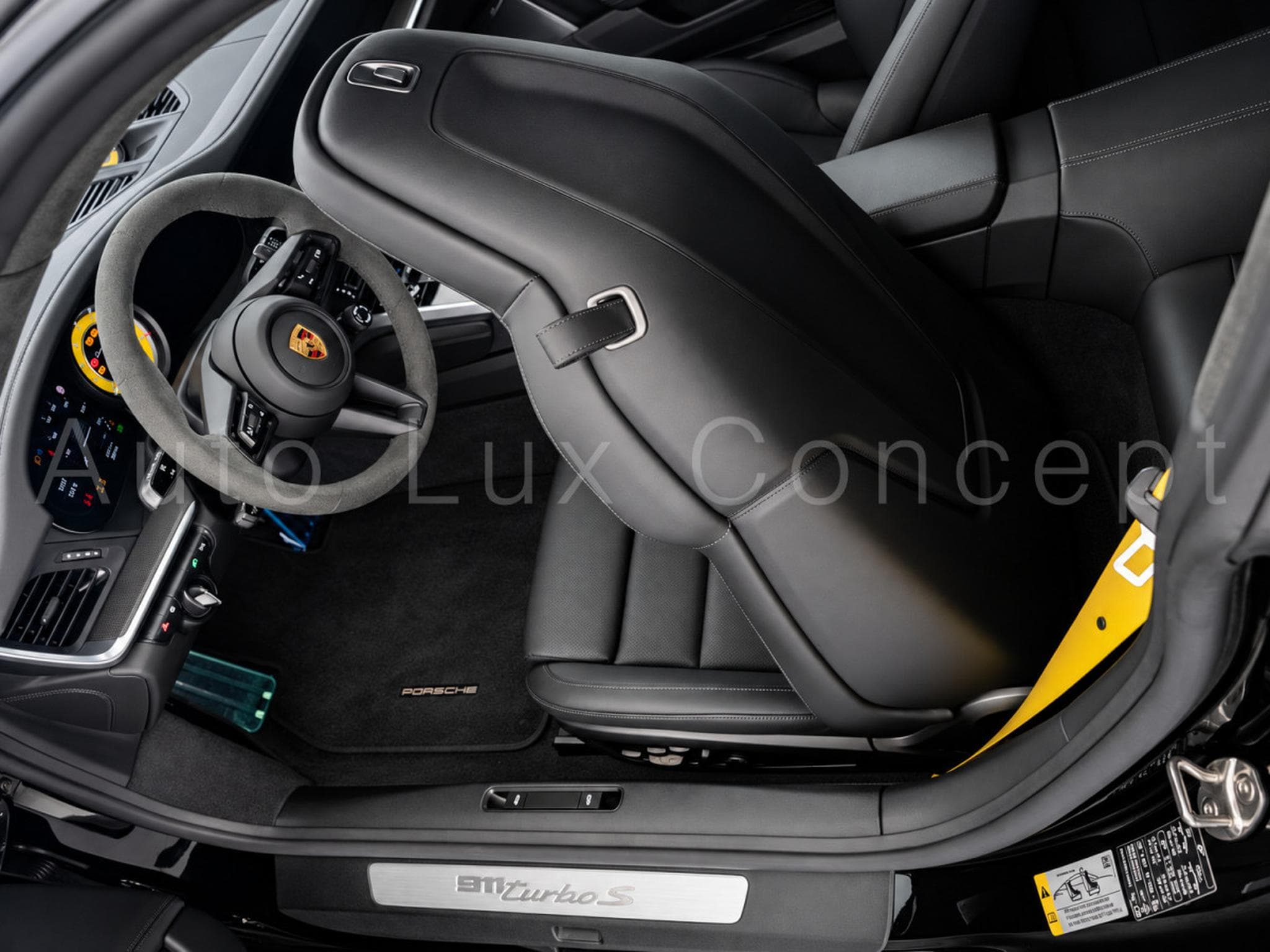 Porsche 911 911 Turbo S Coupé (2023) - Foto 12