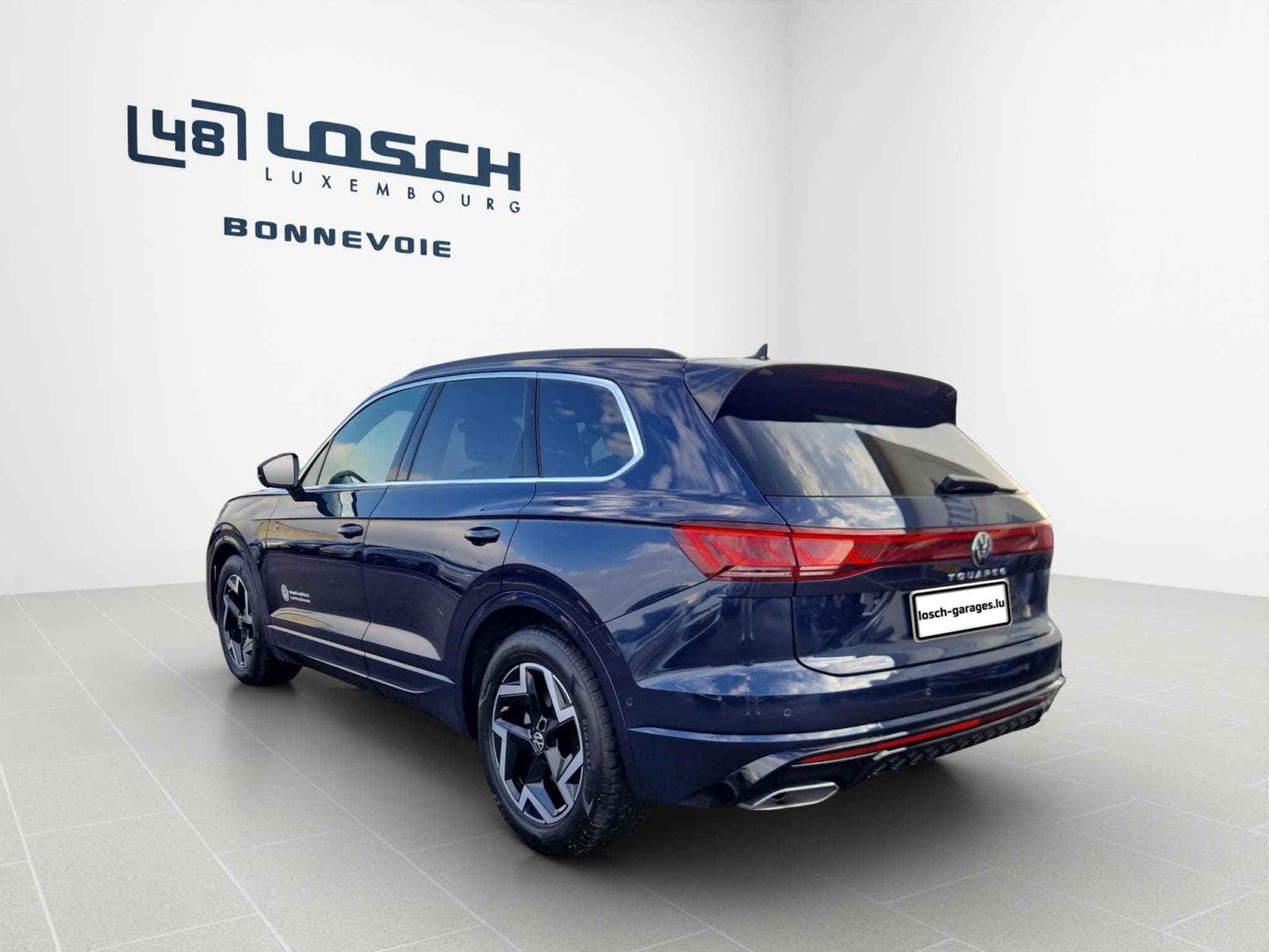 VW Touareg R-LINE (2024) - Photo 6