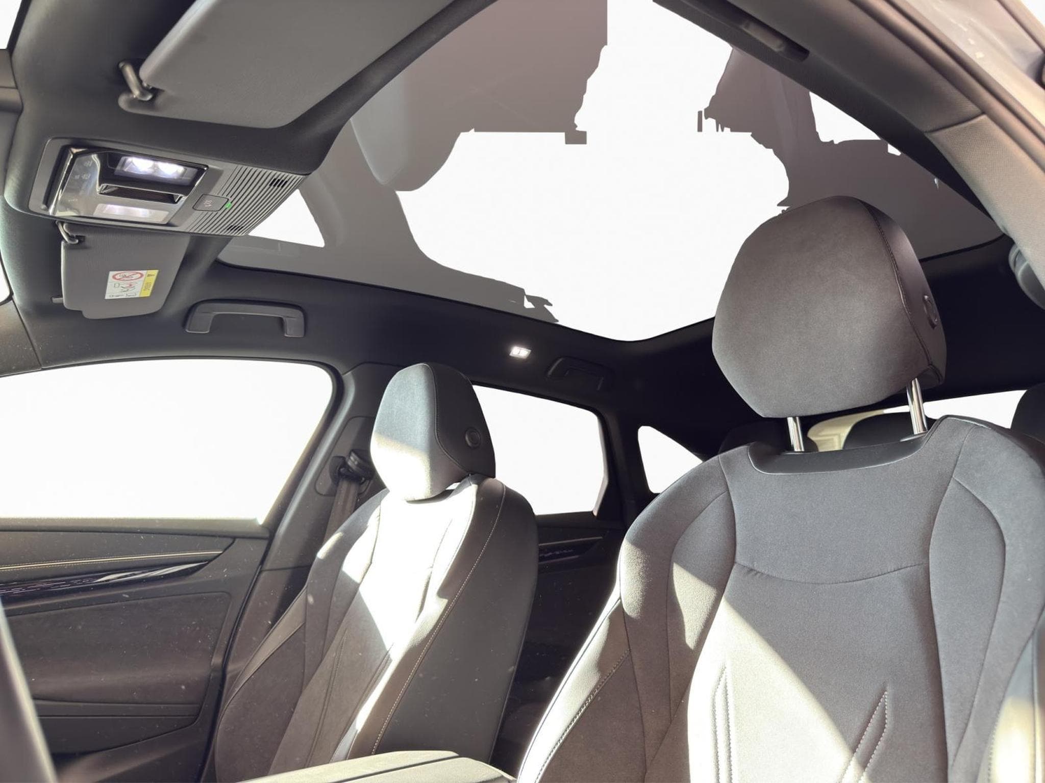 VW ID.7 PRO (2024) - Photo 15
