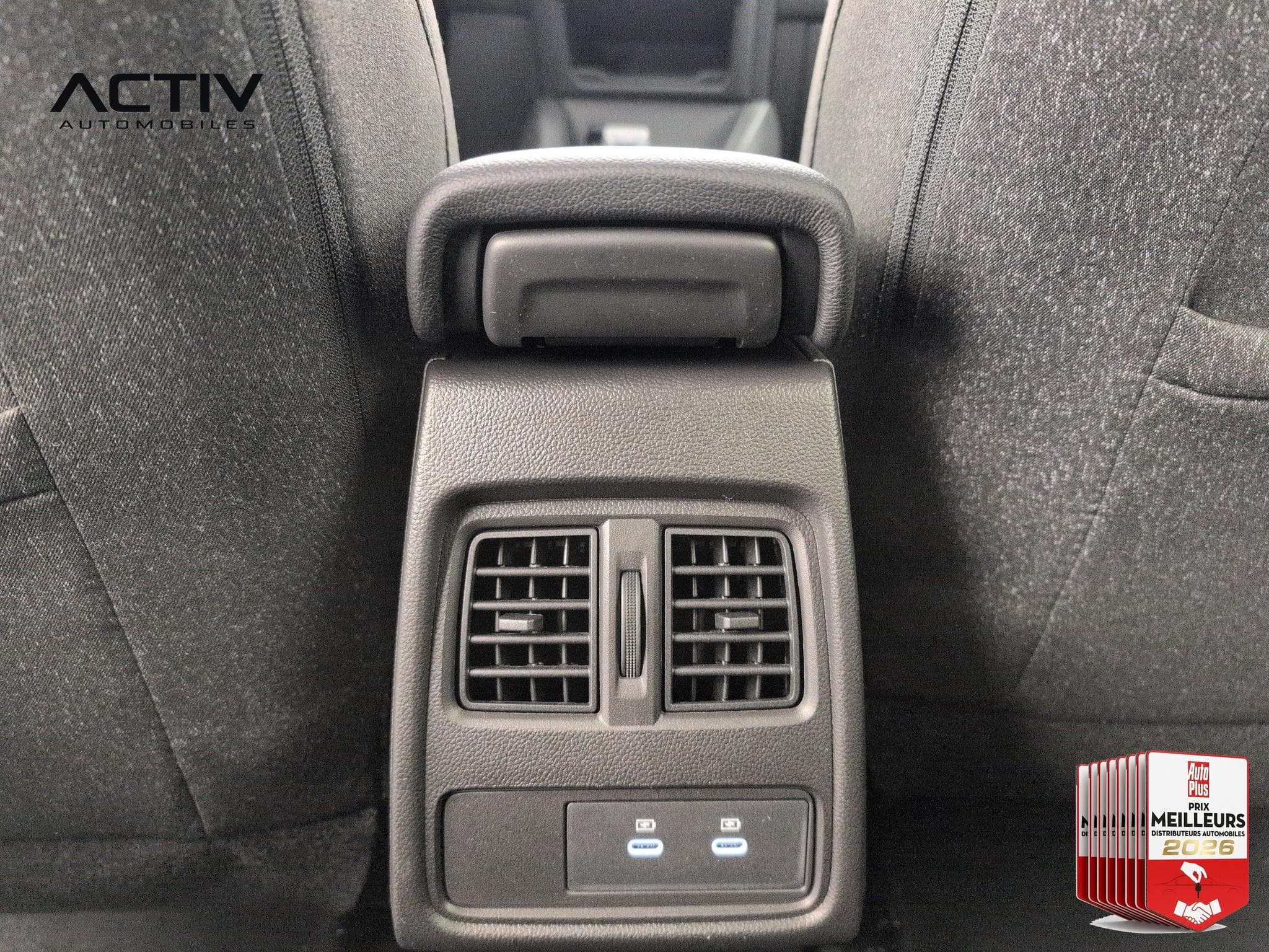 Renault CAPTUR E-Tech full hybrid 160 ch Techno (2026) - Foto 16