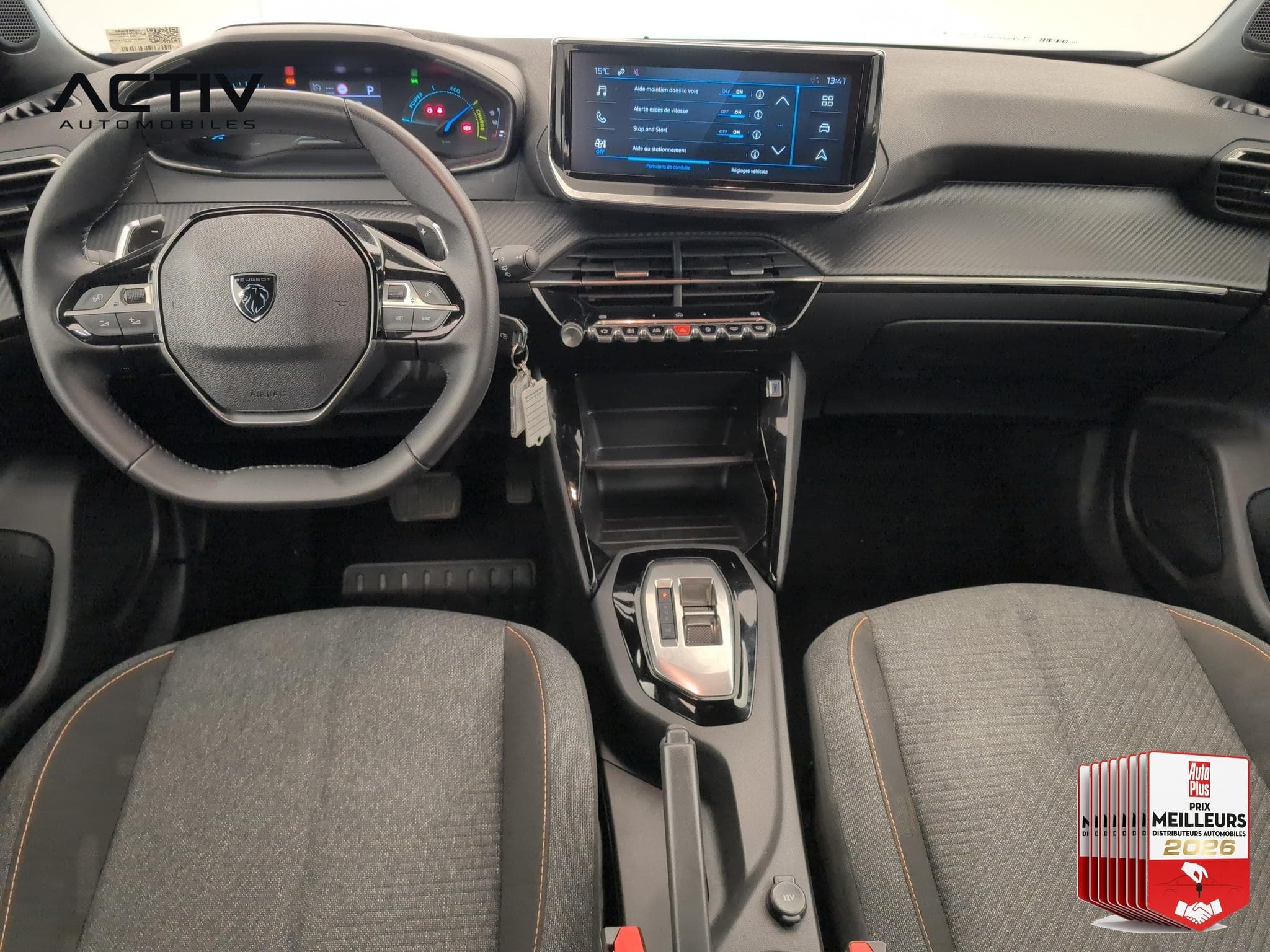 Peugeot 2008 Hybrid 136 e-DCS6 Style (2025) - Foto 13
