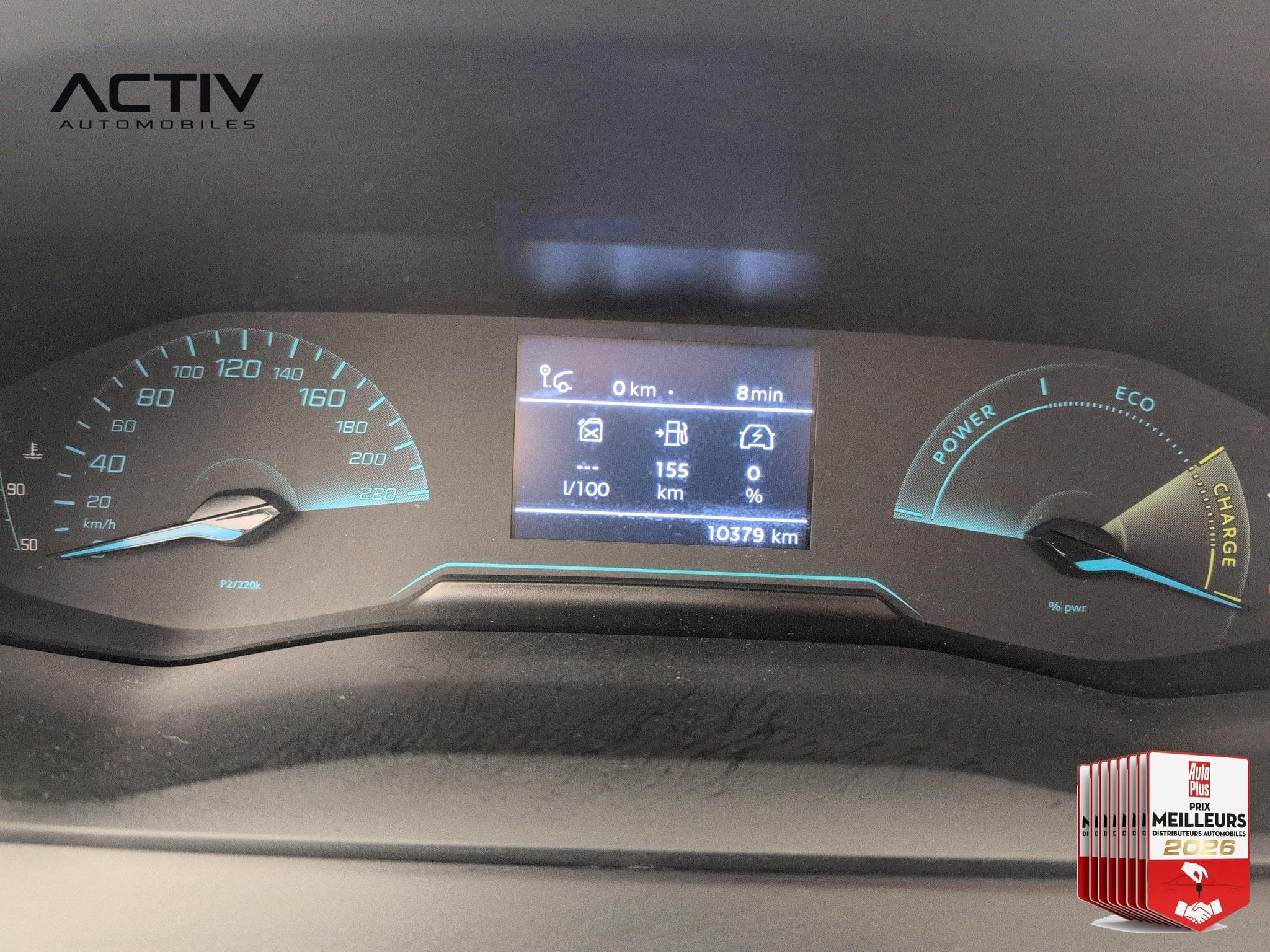 Peugeot 2008 Hybrid 136 e-DCS6 Style (2025) - Foto 21