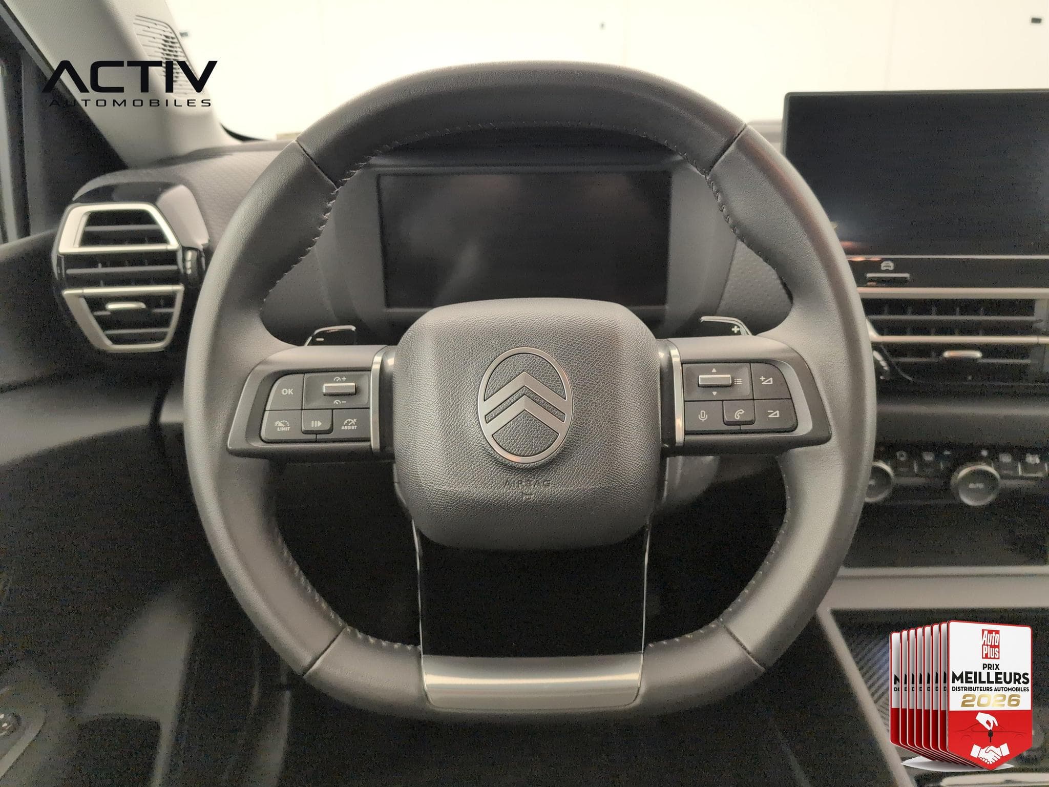 Citroën C4 Hybride 145 ch e-DCS6 Plus (2025) - Foto 14