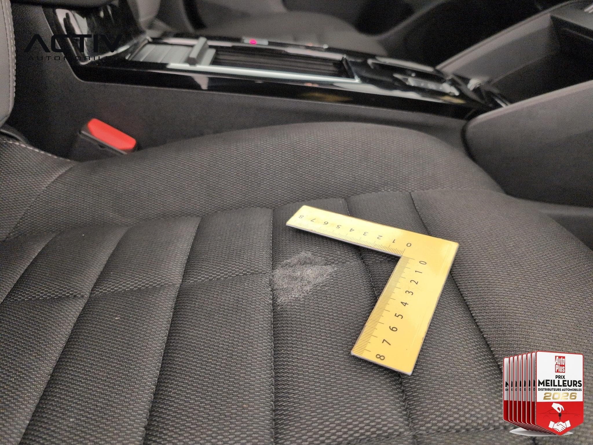Citroën C4 Hybride 145 ch e-DCS6 Plus (2025) - Foto 32