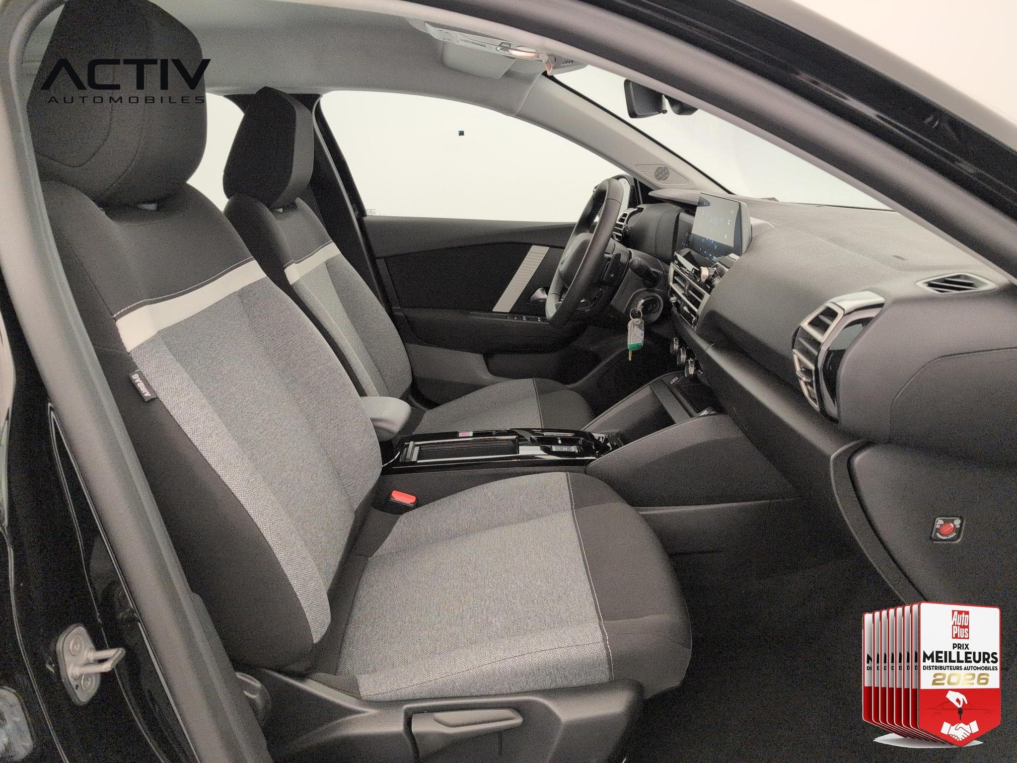 Citroën C4 Hybride 110 ch e-DCS6 You (2025) - Foto 9