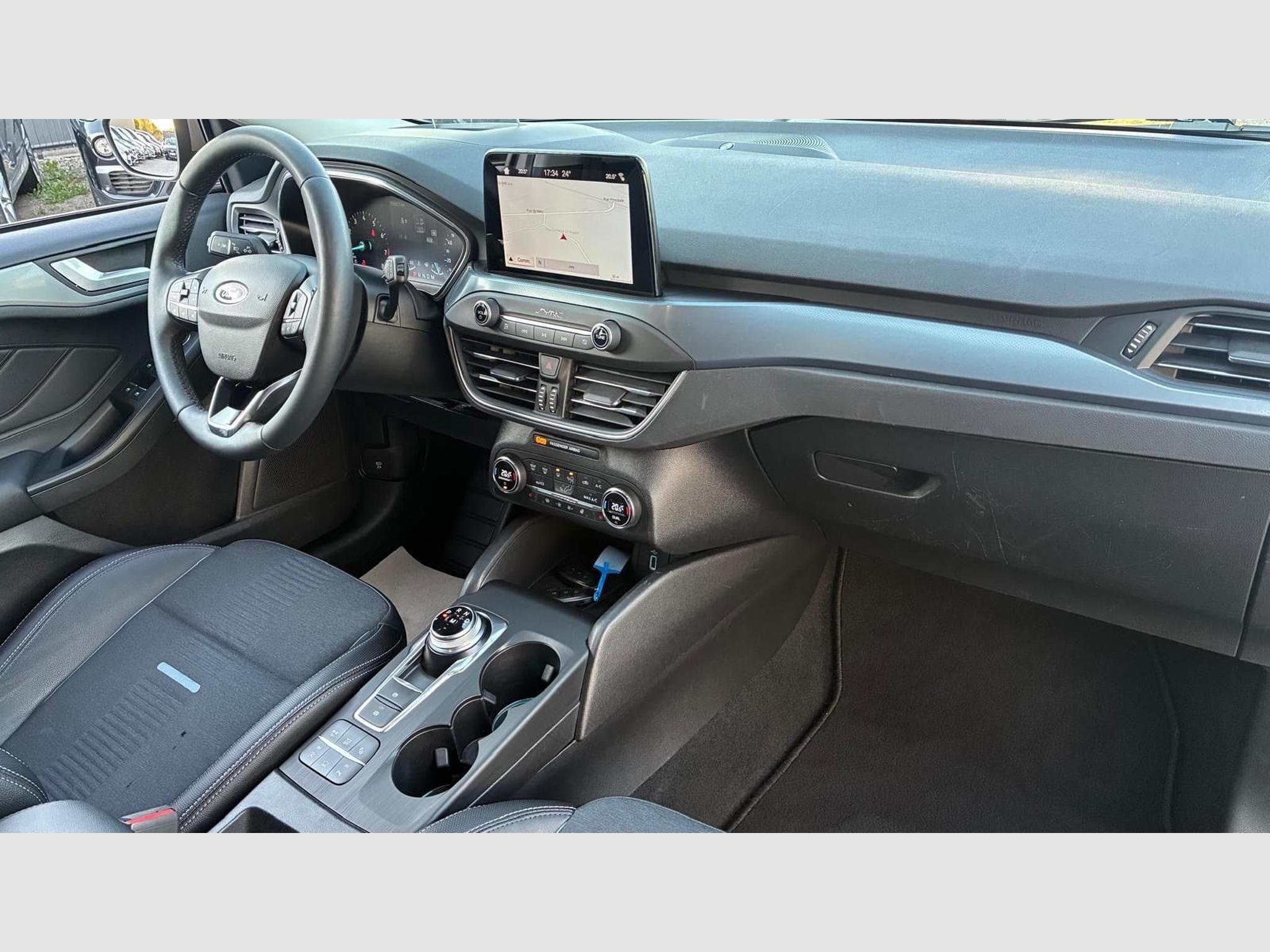 Ford Focus SW 1.5 EcoBoost 150ch Active BVA8 1ere Main 73Mkms (2019) - Photo 10